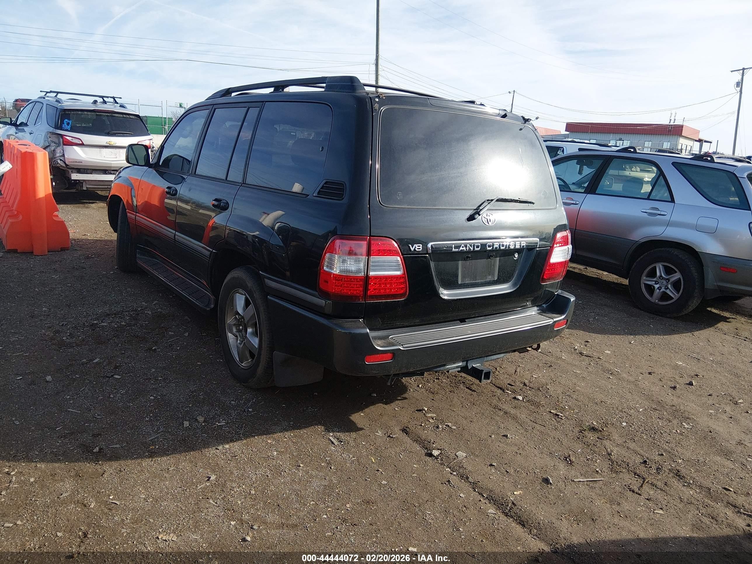 2006 Toyota Land Cruiser V8 Black vin: JTEHT05J962085490