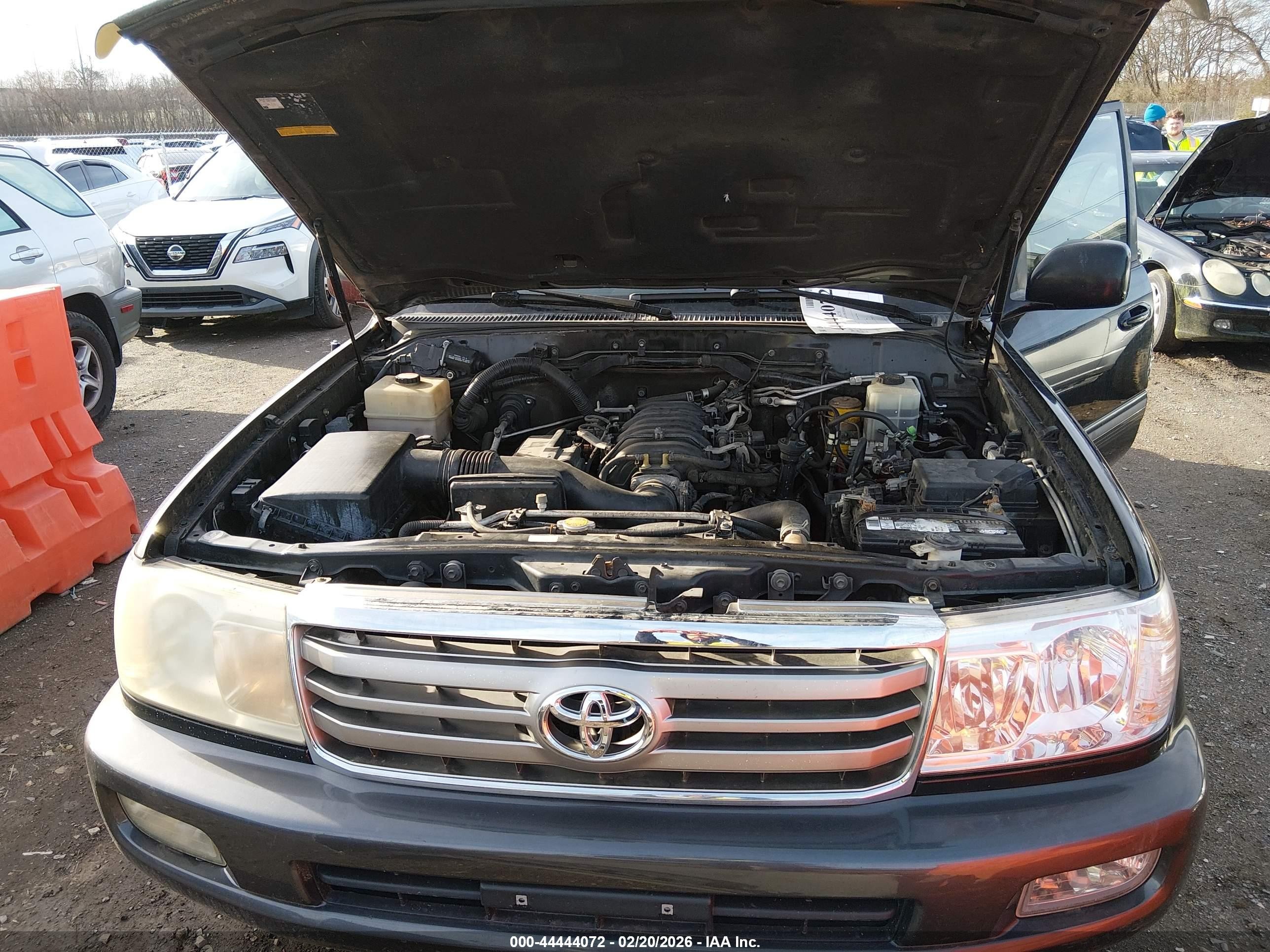 2006 Toyota Land Cruiser V8 Black vin: JTEHT05J962085490