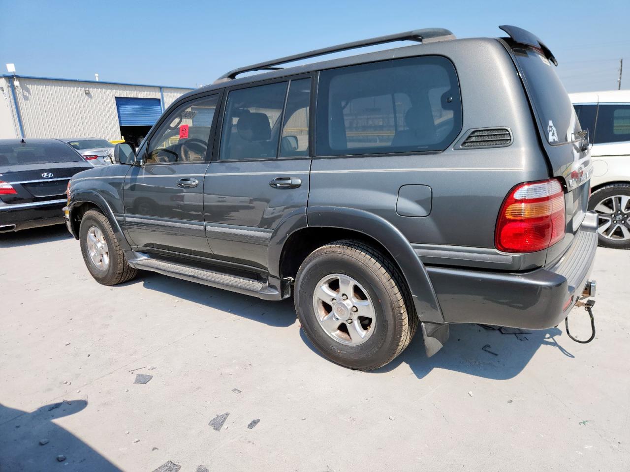 2002 Toyota Land Cruiser Gray vin: JTEHT05JX22025969