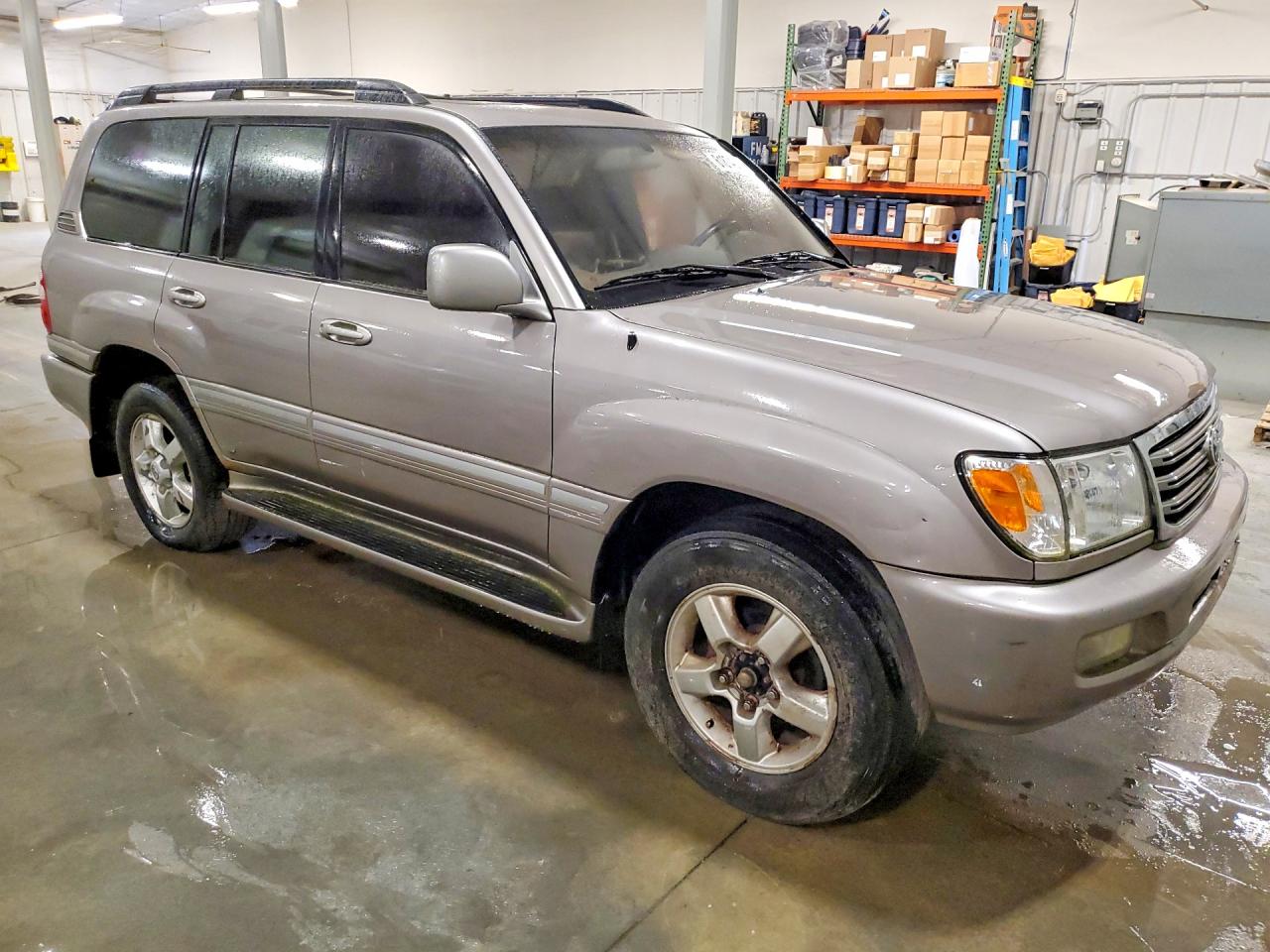 2003 Toyota Land Cruiser Base Gray vin: JTEHT05JX32034950