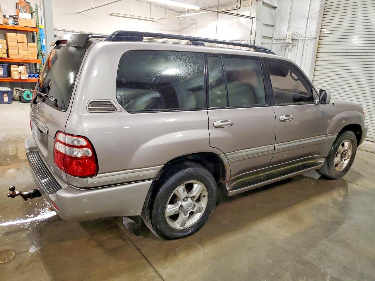 2003 Toyota Land Cruiser Base Gray vin: JTEHT05JX32034950