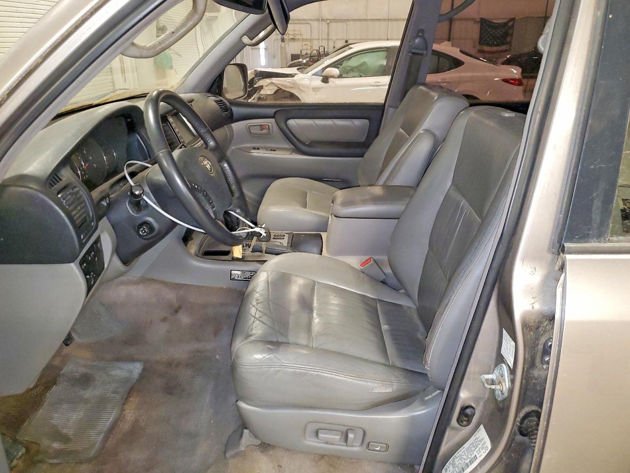 2003 Toyota Land Cruiser Base Gray vin: JTEHT05JX32034950