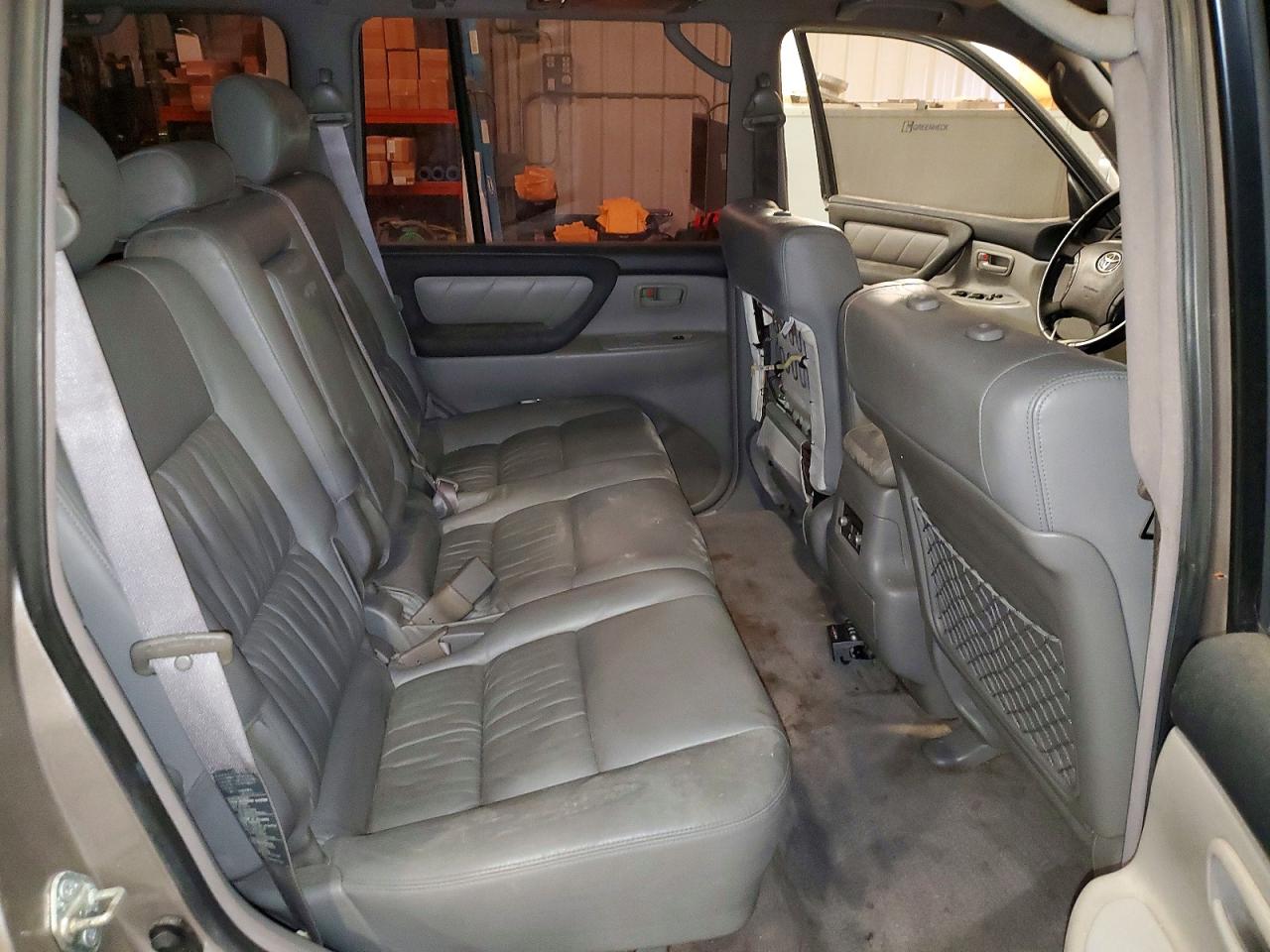 2003 Toyota Land Cruiser Base Gray vin: JTEHT05JX32034950