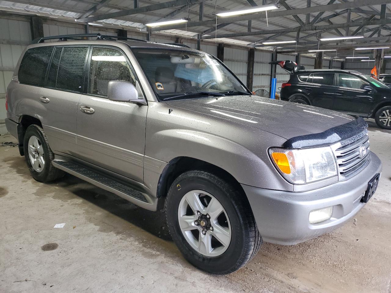 2003 Toyota Land Cruiser Base Silver vin: JTEHT05JX32041297