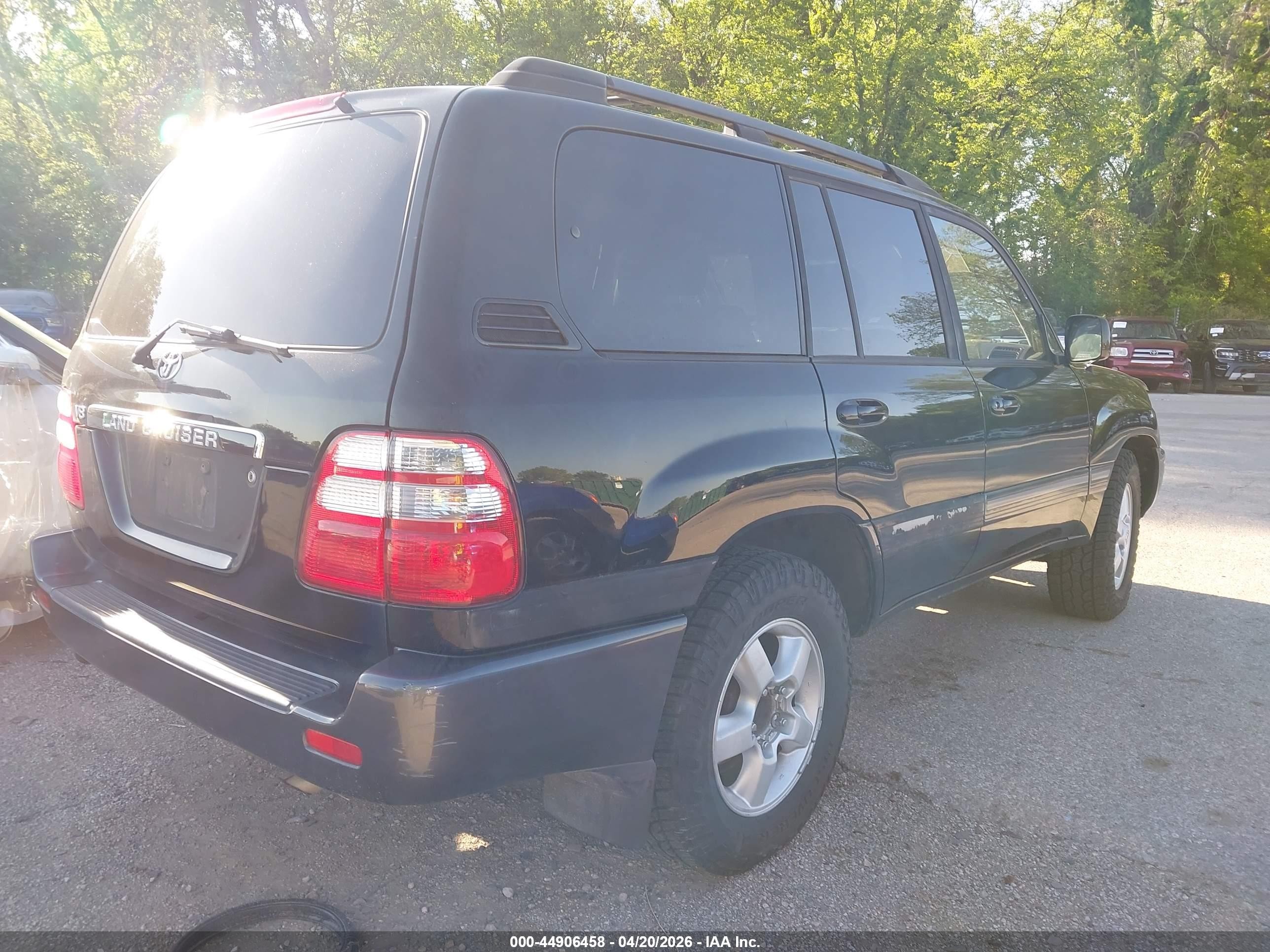 2004 Toyota Land Cruiser   Black vin: JTEHT05JX42063074
