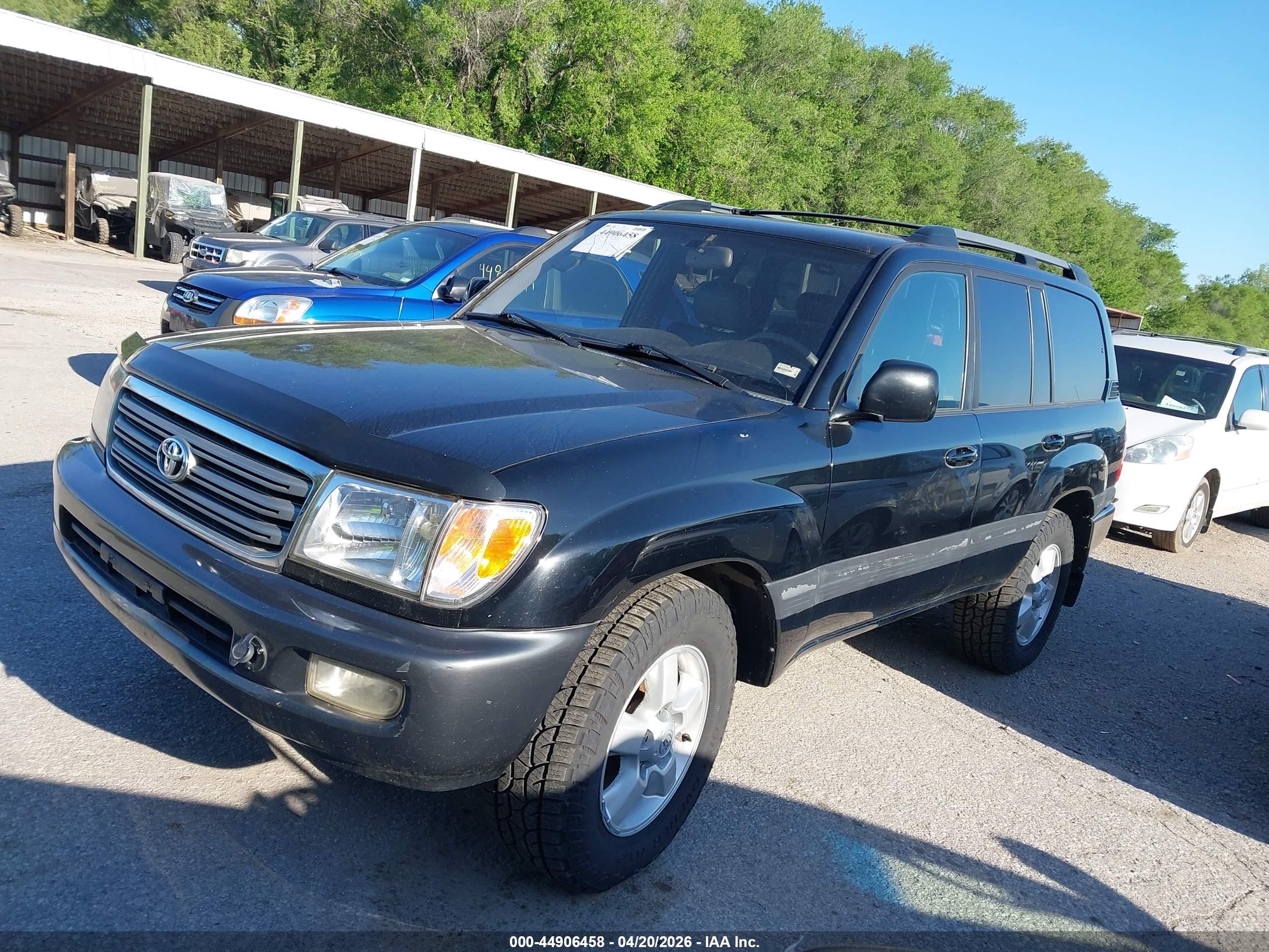 2004 Toyota Land Cruiser   Black vin: JTEHT05JX42063074