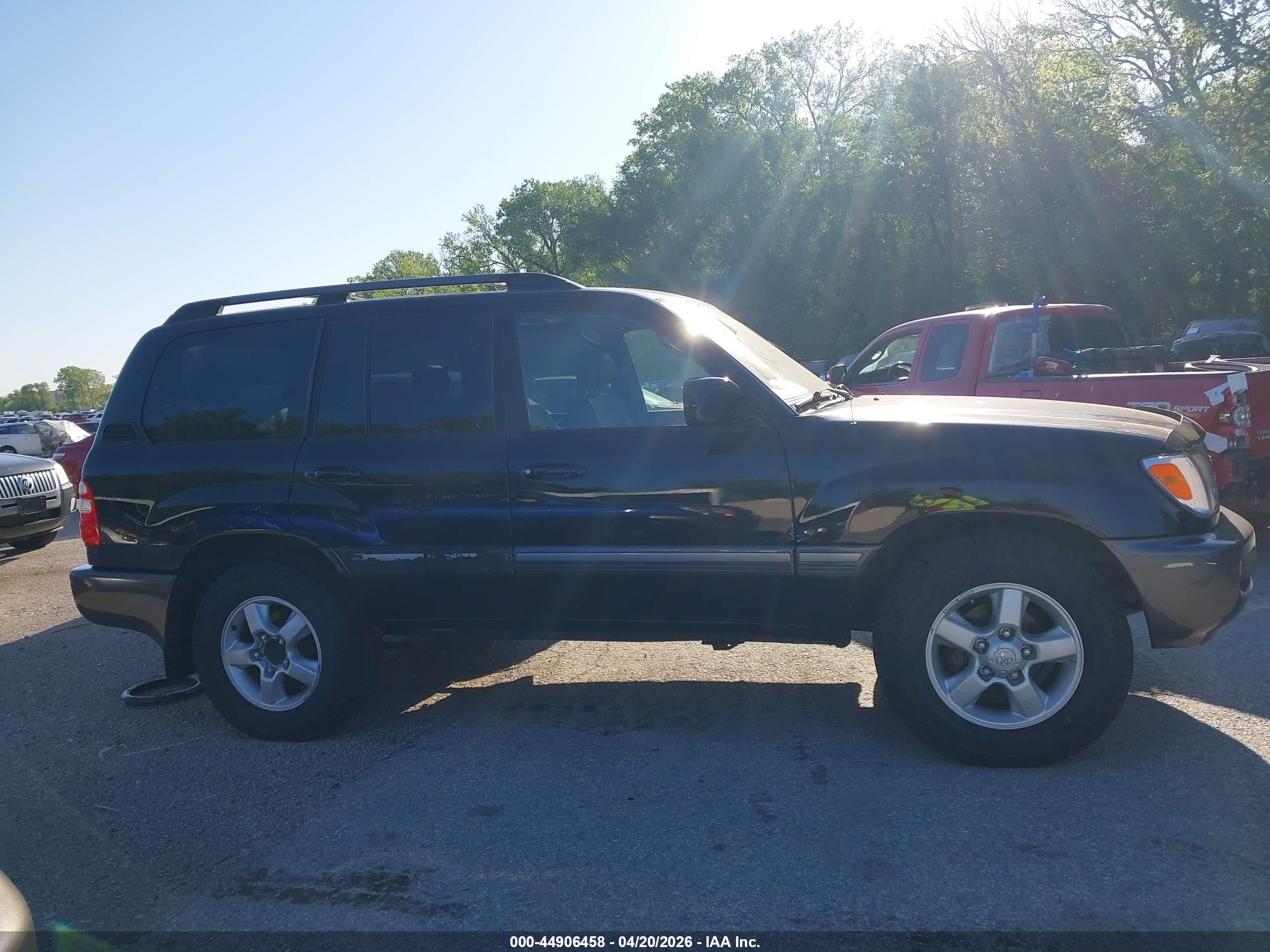 2004 Toyota Land Cruiser   Black vin: JTEHT05JX42063074