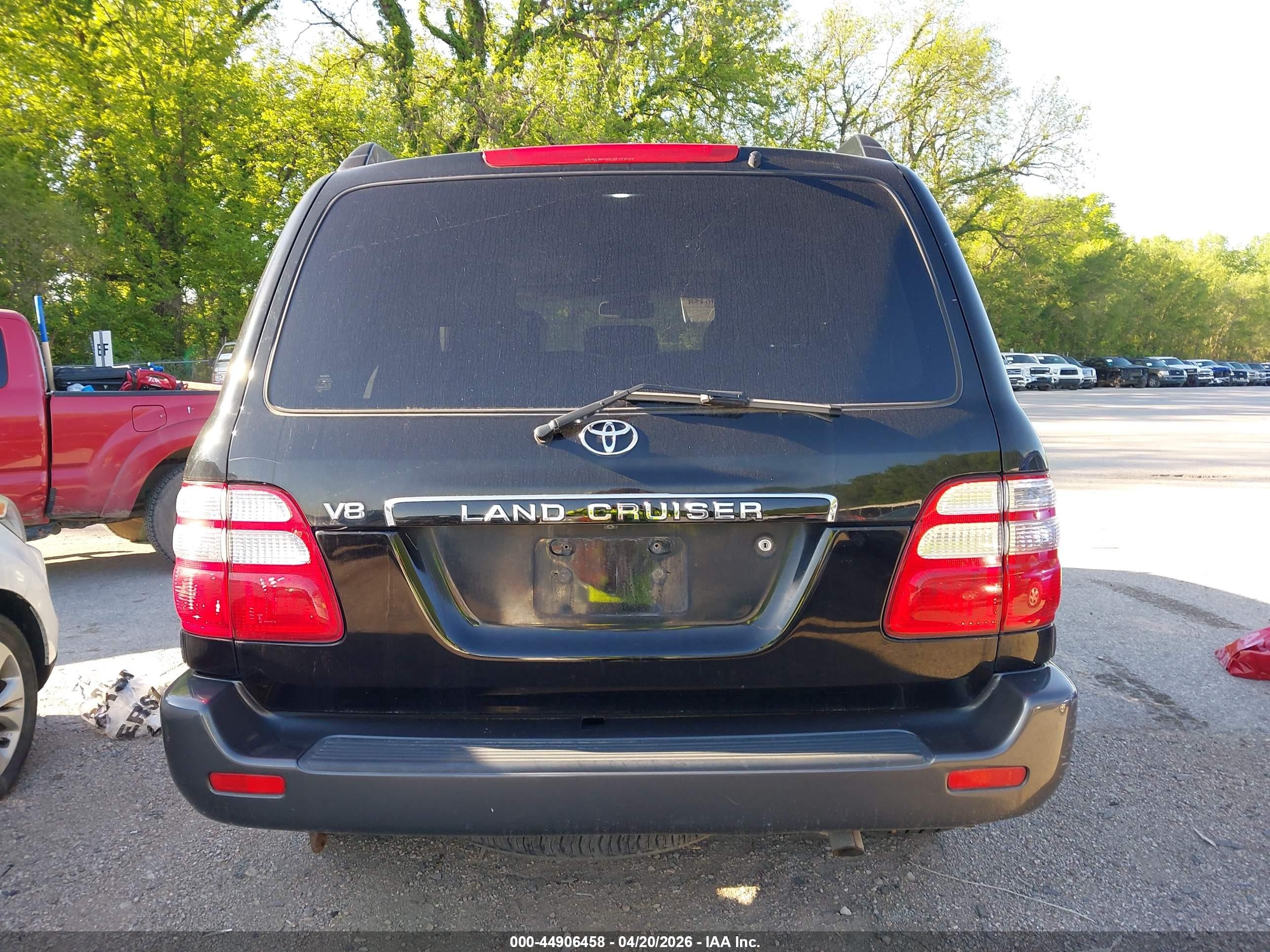 2004 Toyota Land Cruiser   Black vin: JTEHT05JX42063074