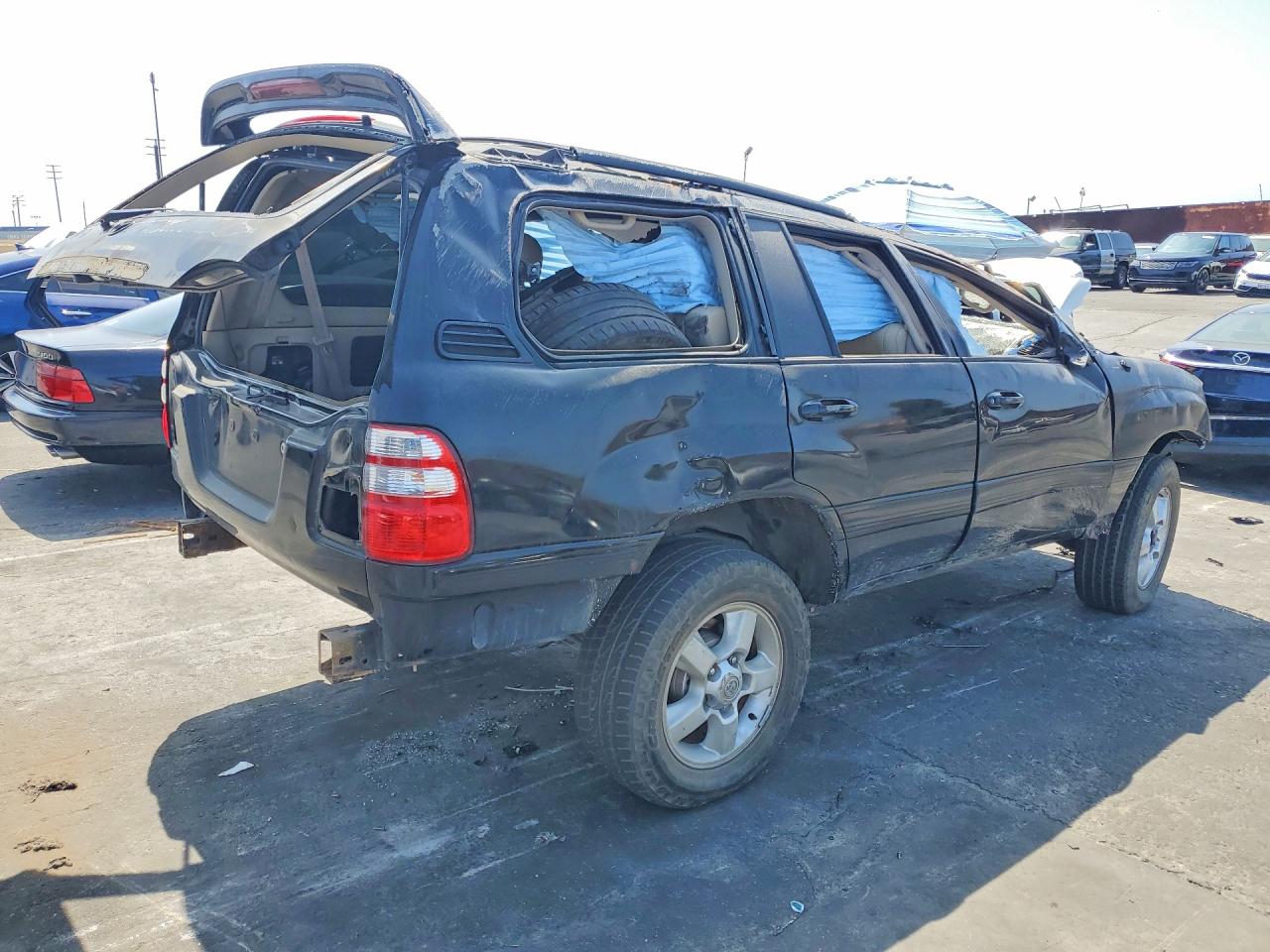 2004 Toyota Land Cruiser Base Black vin: JTEHT05JX42064368