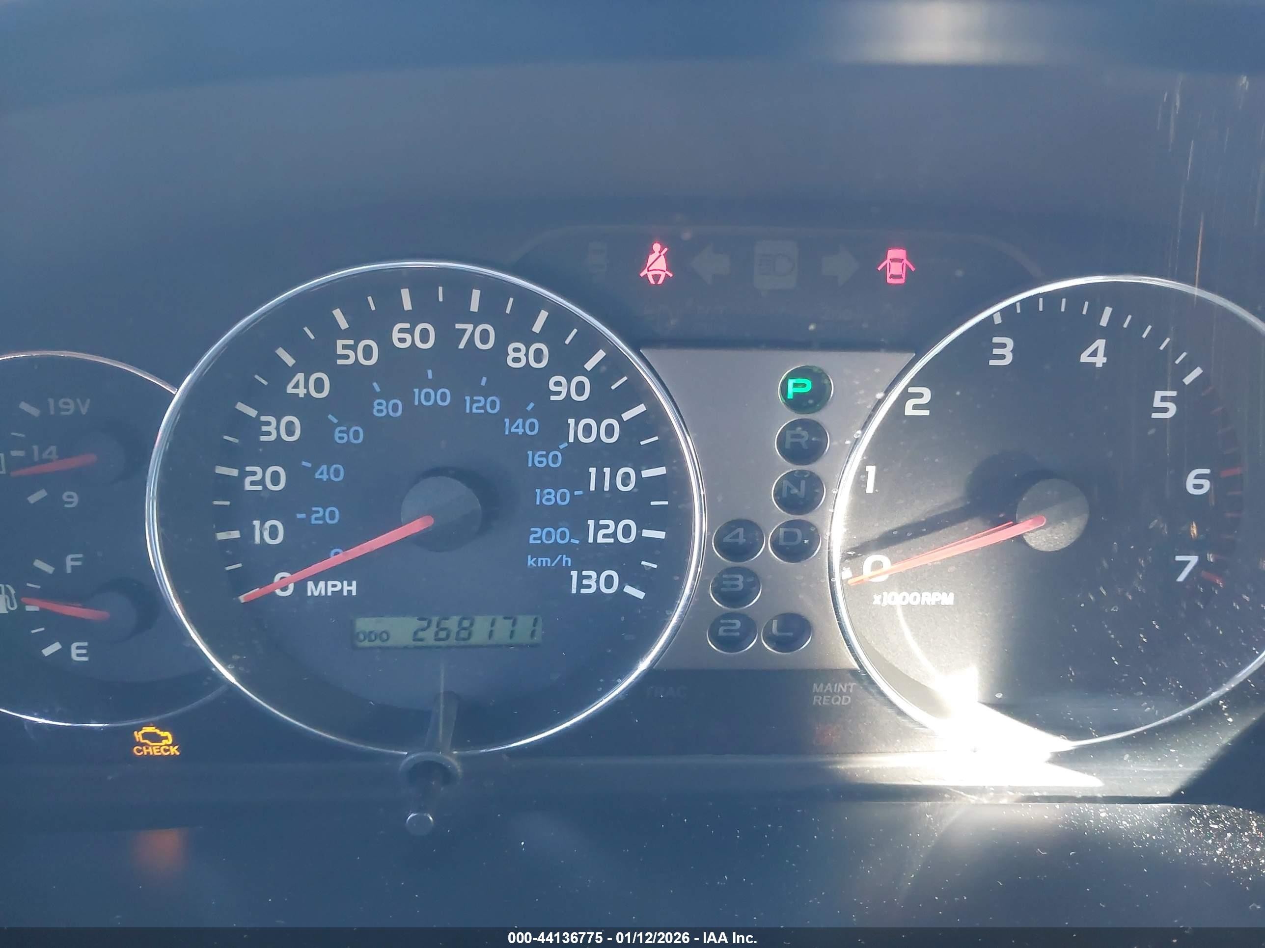 2005 Toyota Land Cruiser V8 Черный vin: JTEHT05JX52071208