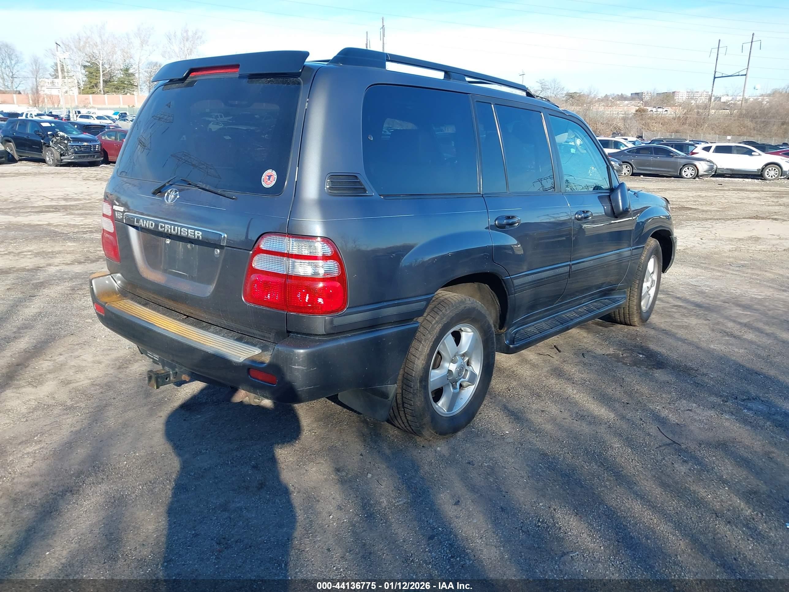 2005 Toyota Land Cruiser V8 Черный vin: JTEHT05JX52071208