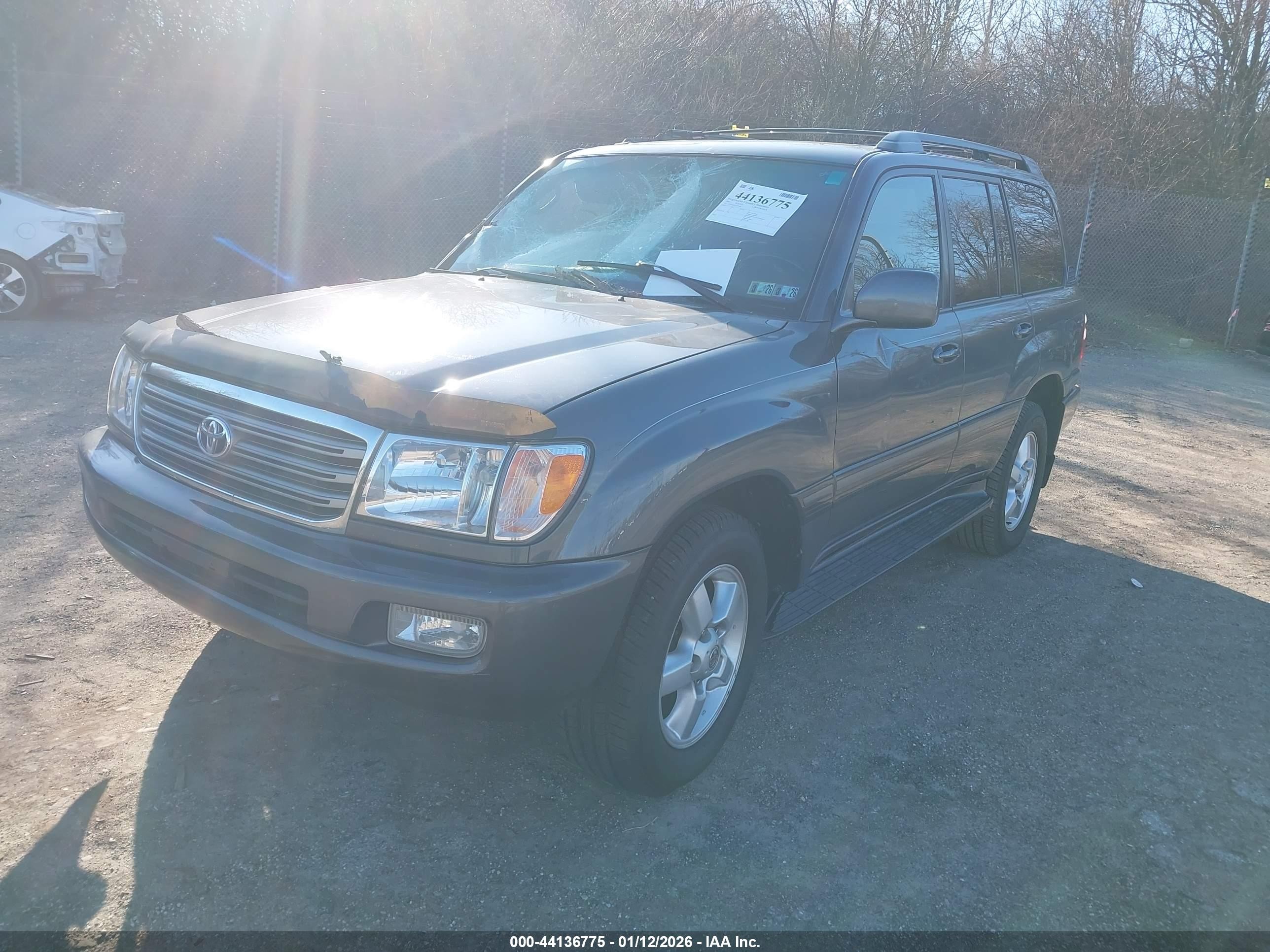 2005 Toyota Land Cruiser V8 Черный vin: JTEHT05JX52071208
