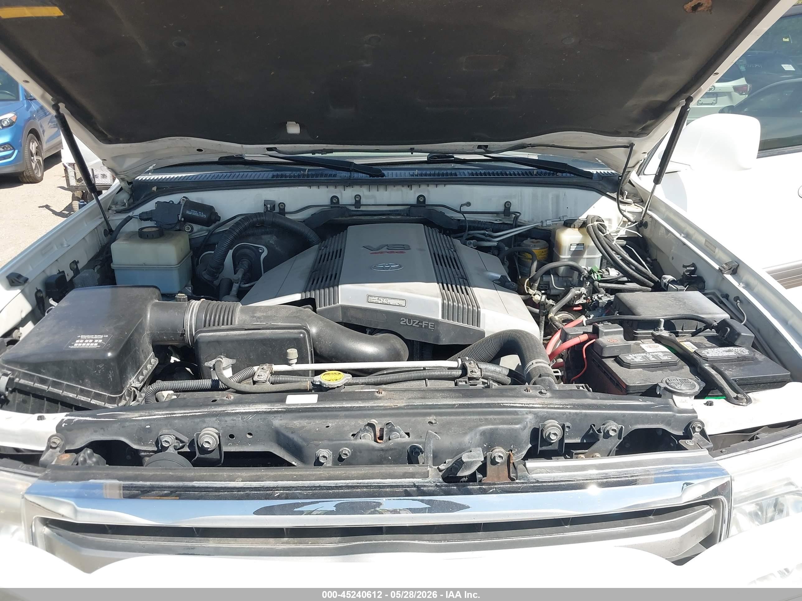 2006 Toyota Land Cruiser V8 Белый vin: JTEHT05JX62080850