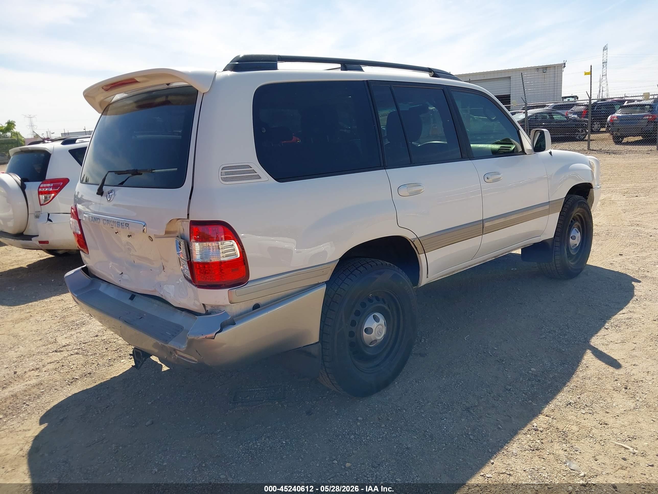 2006 Toyota Land Cruiser V8 Белый vin: JTEHT05JX62080850
