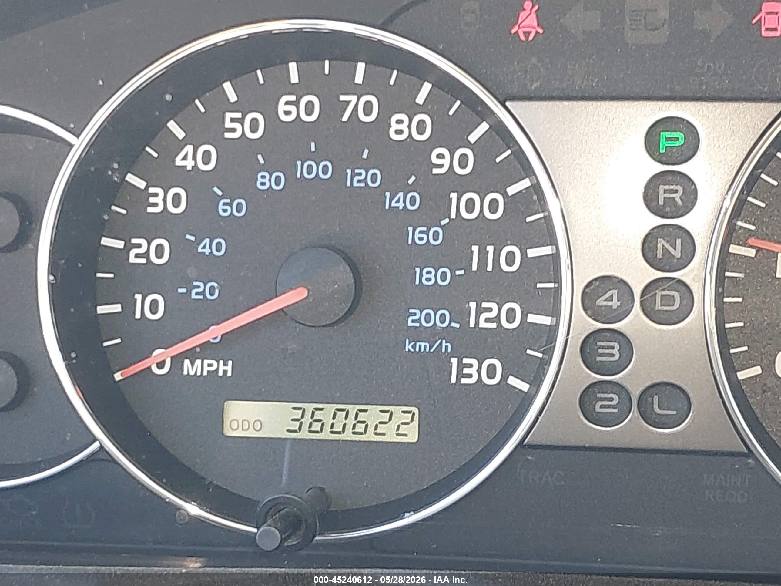 2006 Toyota Land Cruiser V8 Белый vin: JTEHT05JX62080850