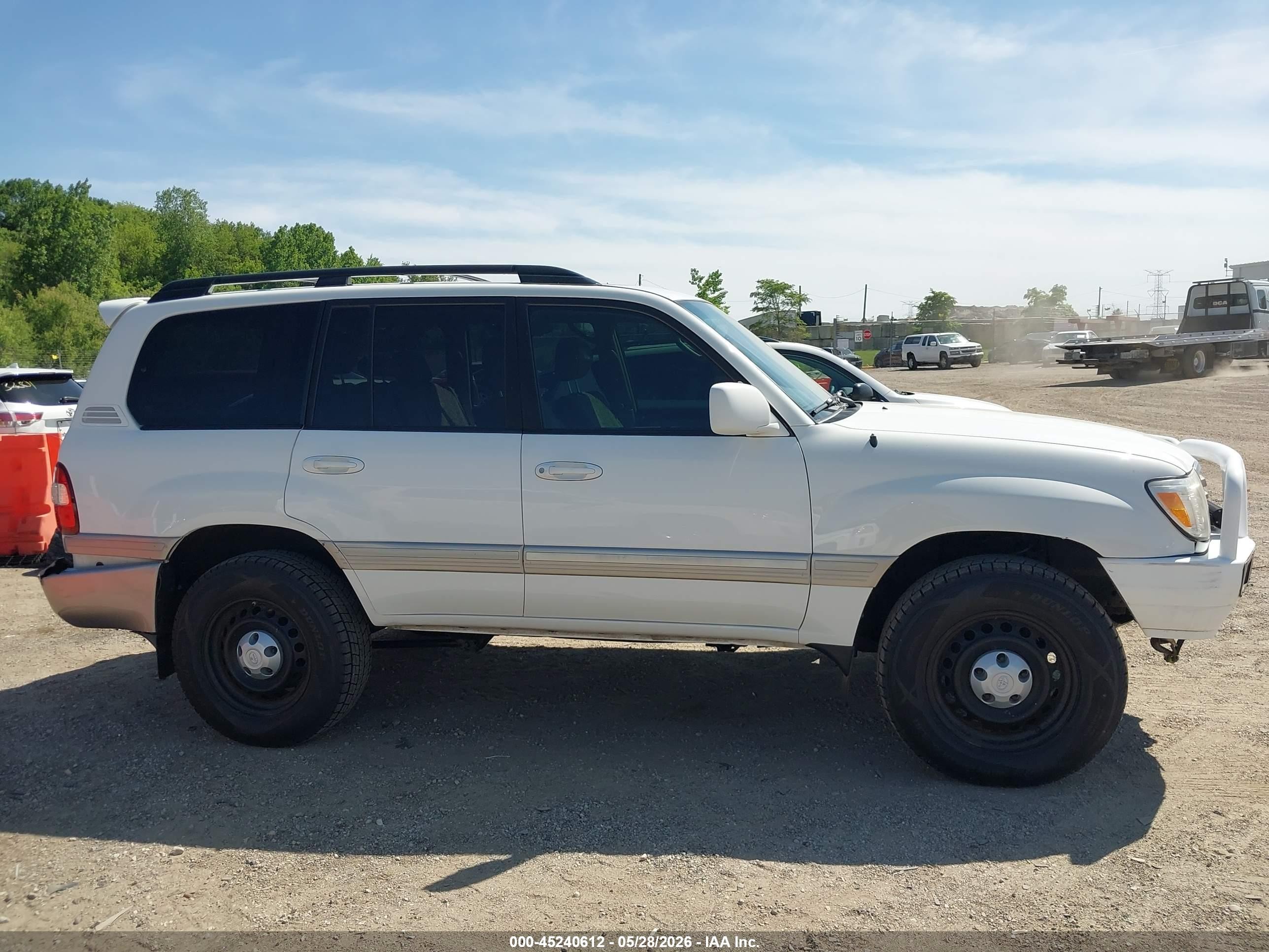 2006 Toyota Land Cruiser V8 Белый vin: JTEHT05JX62080850