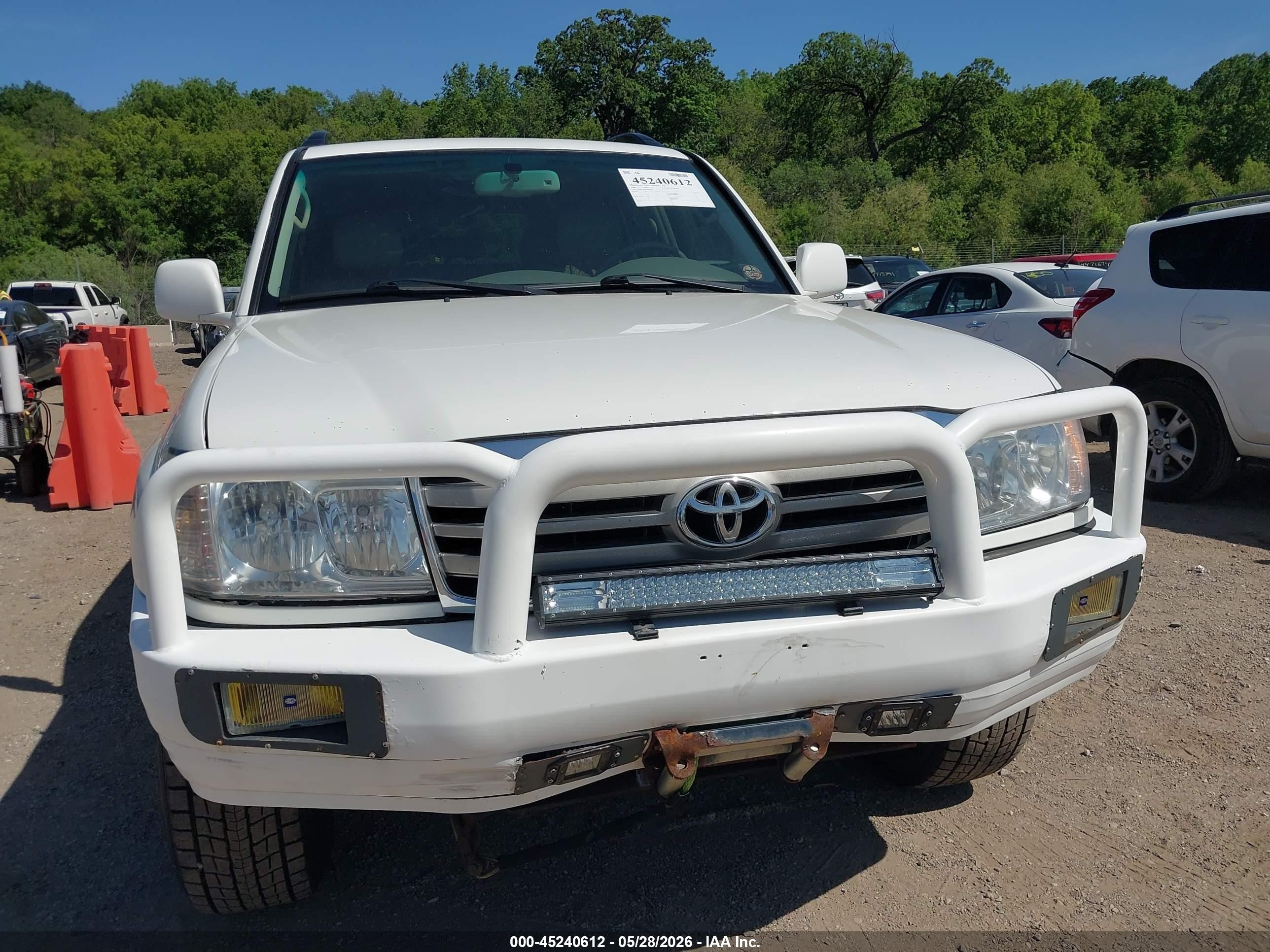 2006 Toyota Land Cruiser V8 Белый vin: JTEHT05JX62080850