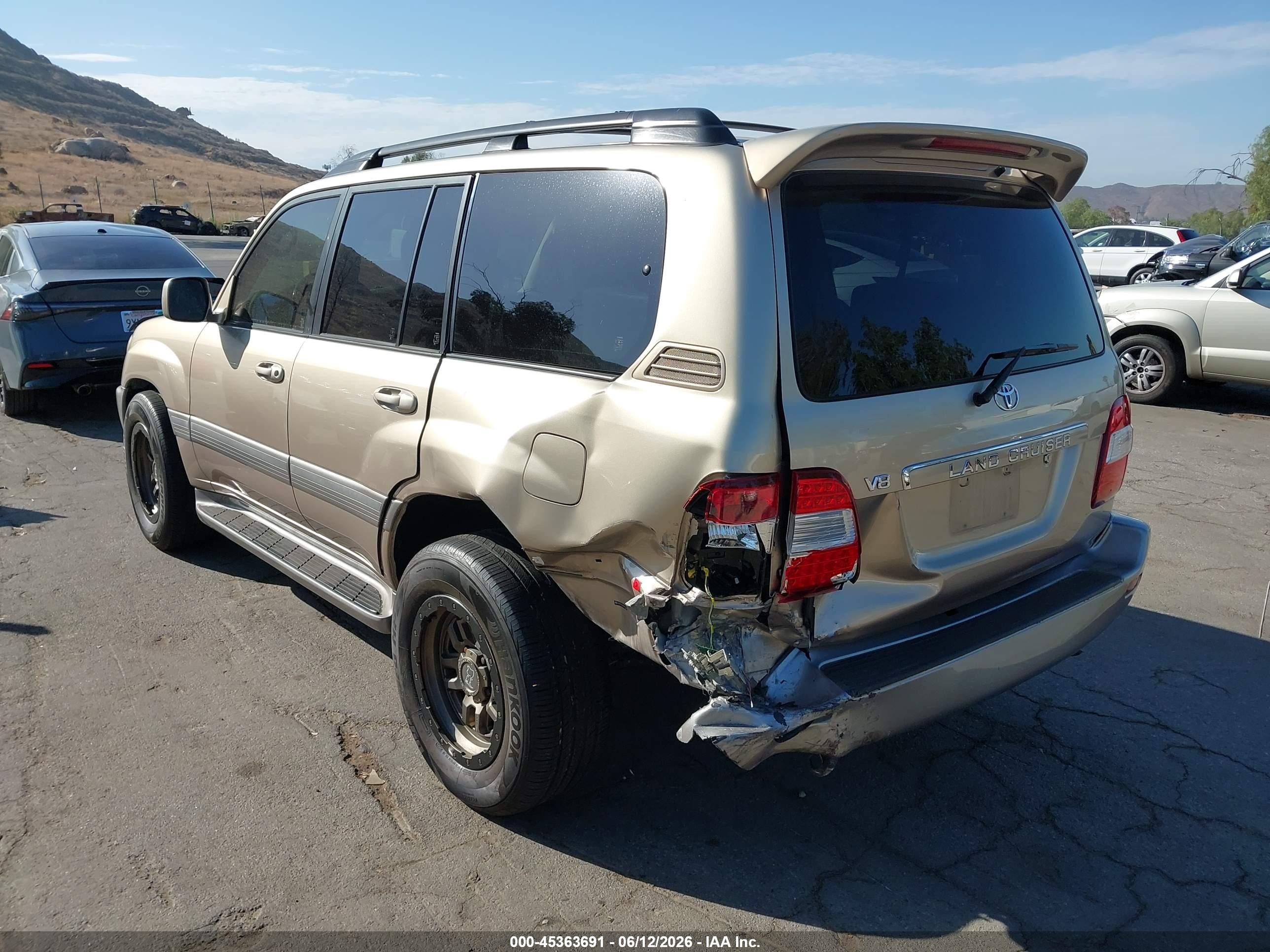 2006 Toyota Land Cruiser V8 Champagne vin: JTEHT05JX62087328