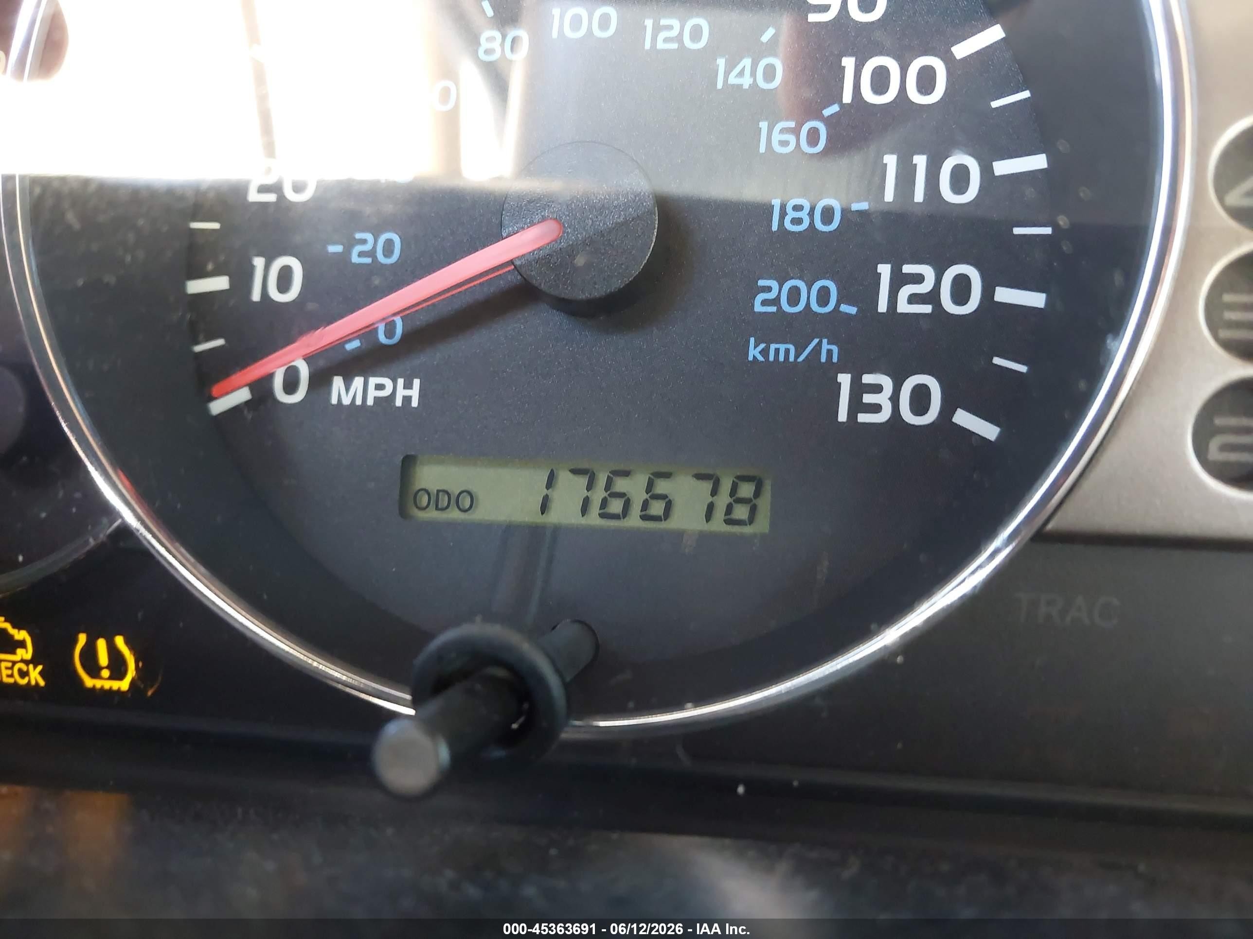 2006 Toyota Land Cruiser V8 Champagne vin: JTEHT05JX62087328