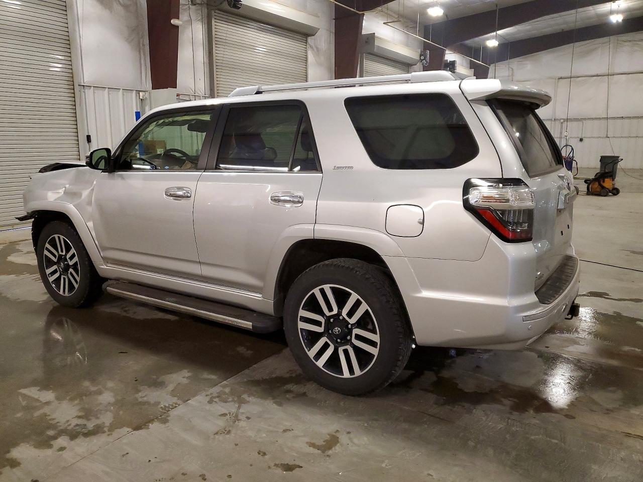 2023 Toyota 4runner Limited Серебряный vin: JTEKU5JR5P6190209