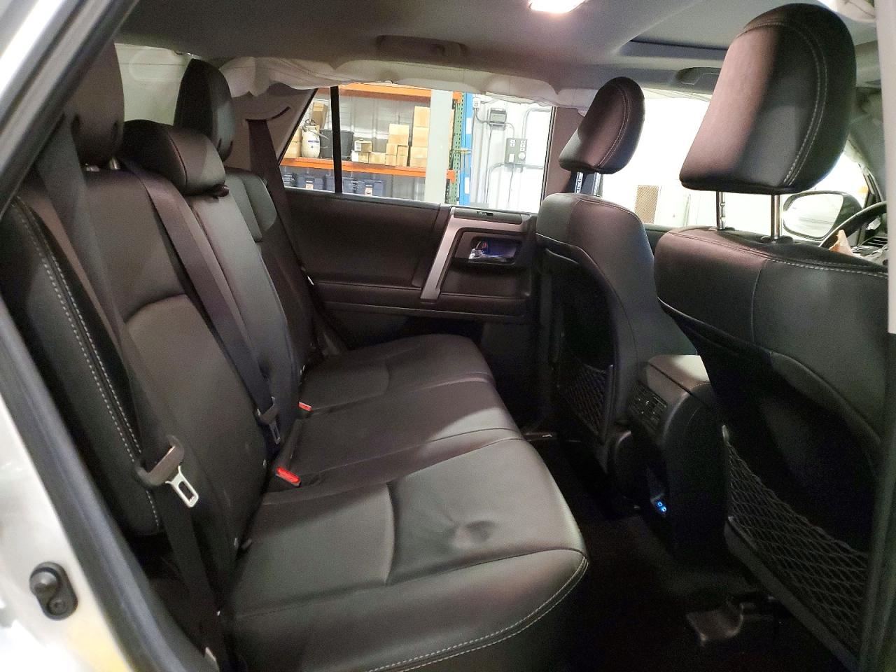 2023 Toyota 4runner Limited Серебряный vin: JTEKU5JR5P6190209