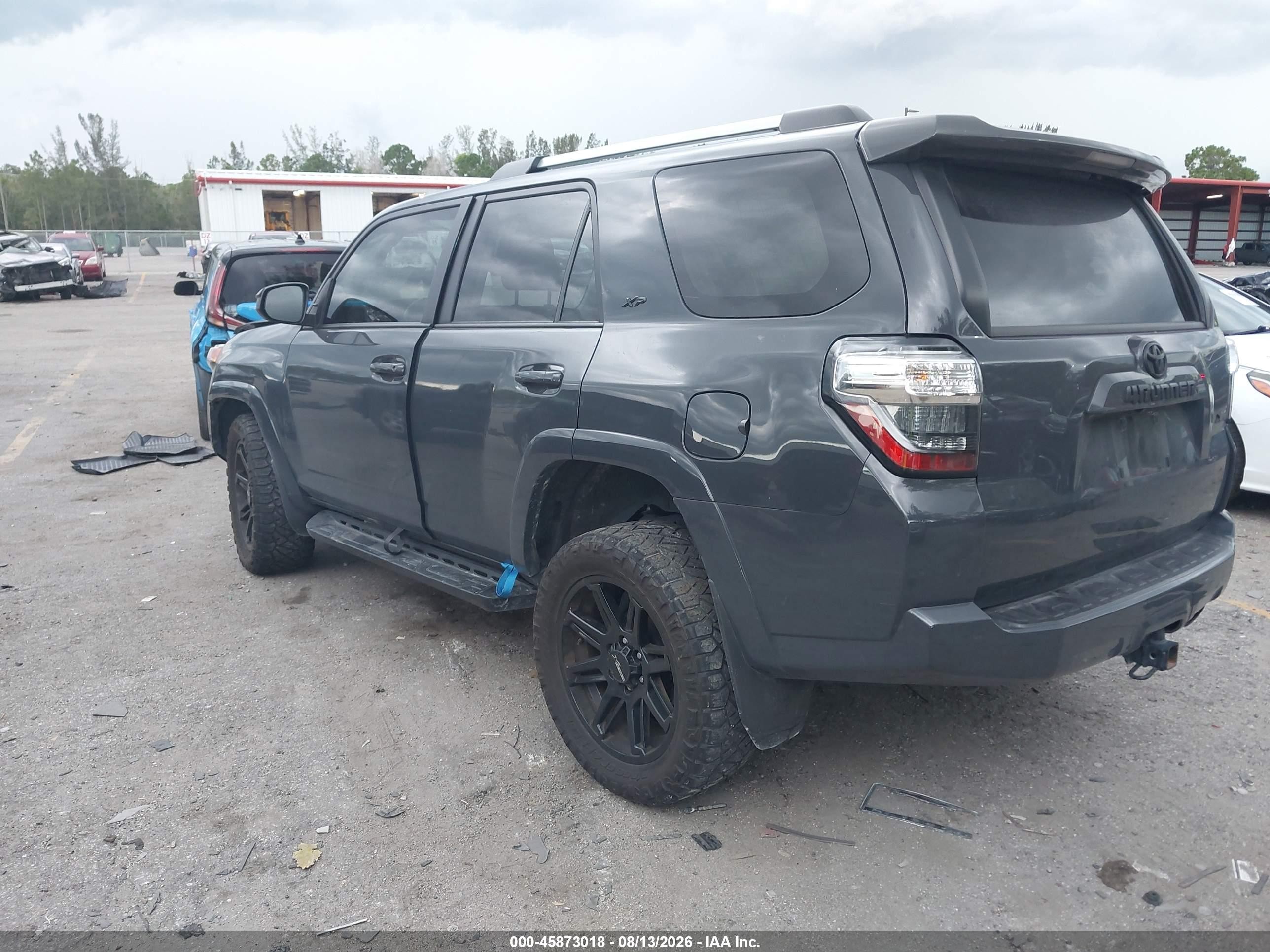 2024 Toyota 4runner Sr5 Gray vin: JTEMU5JR2R6288755