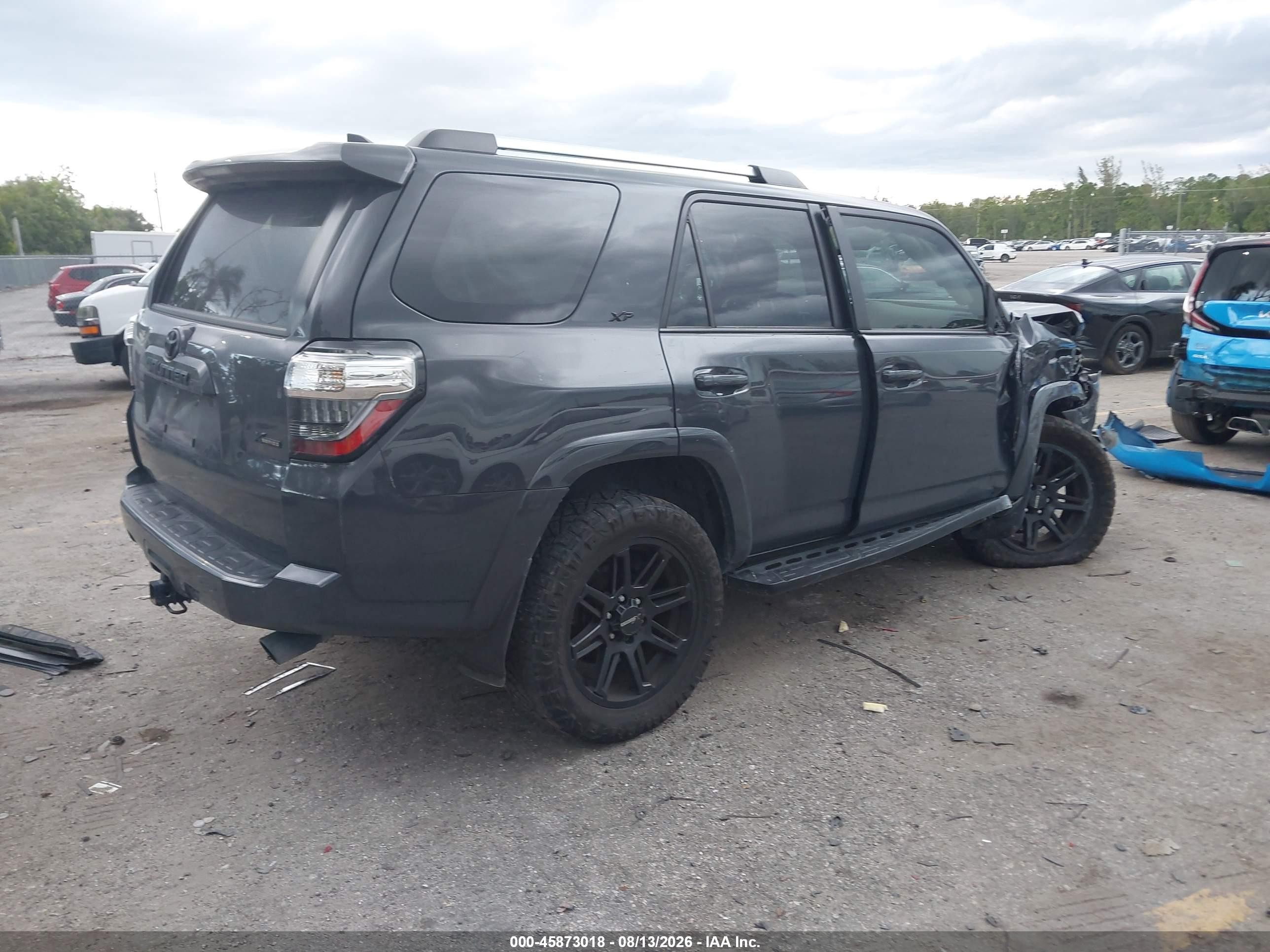 2024 Toyota 4runner Sr5 Gray vin: JTEMU5JR2R6288755