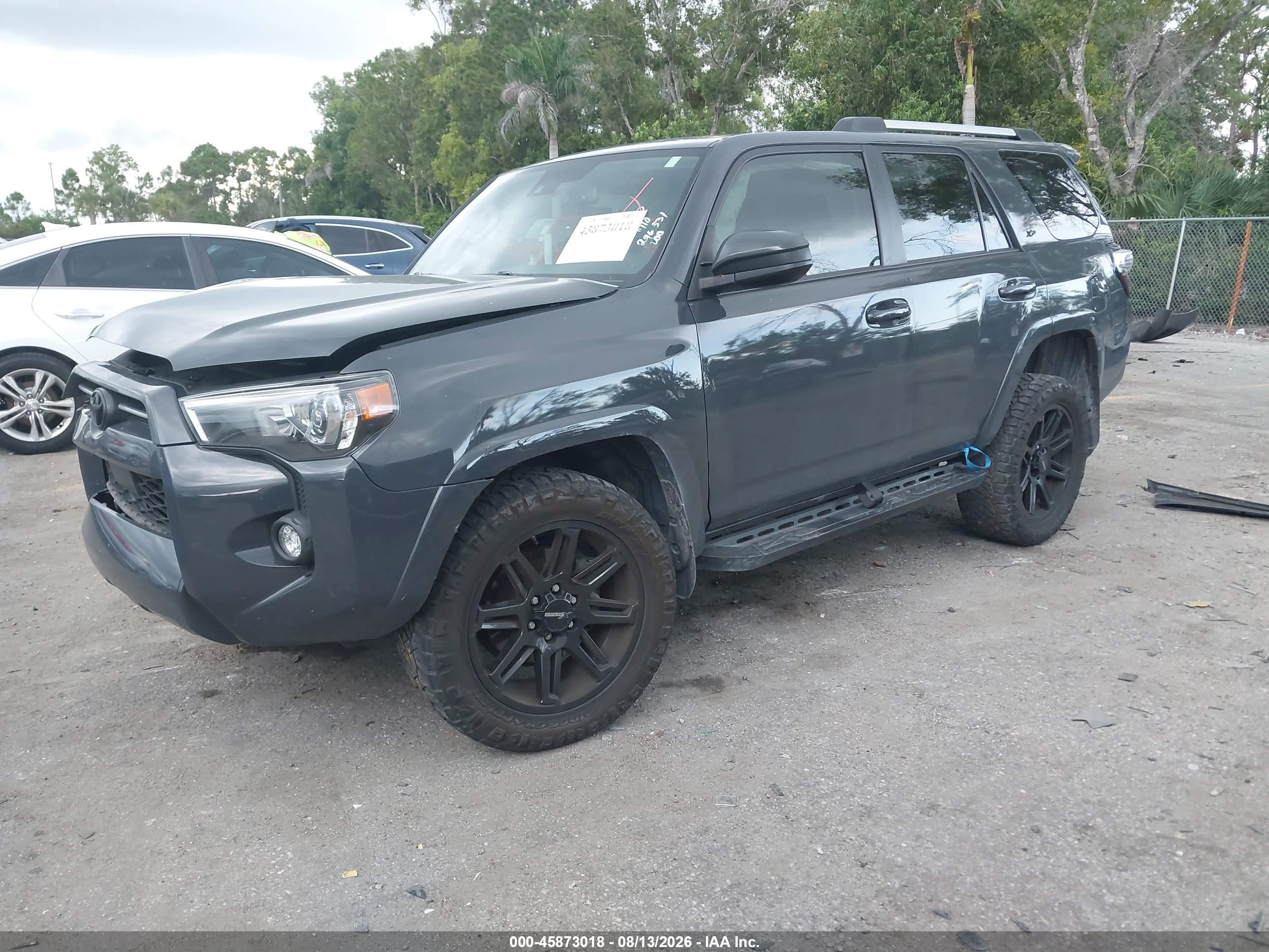 2024 Toyota 4runner Sr5 Gray vin: JTEMU5JR2R6288755