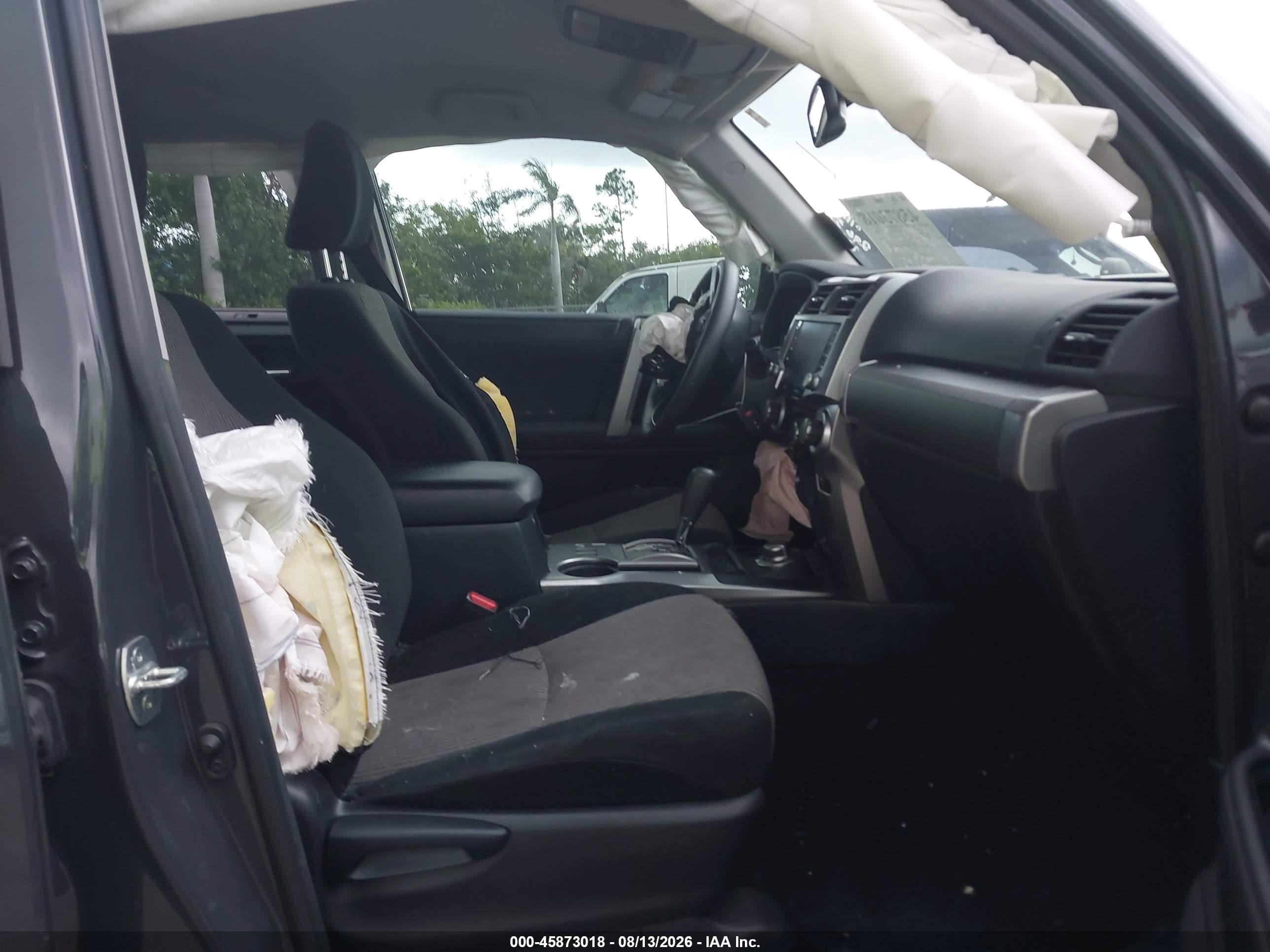 2024 Toyota 4runner Sr5 Gray vin: JTEMU5JR2R6288755