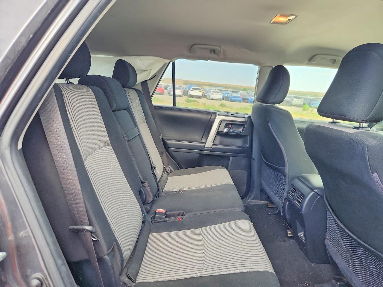 2022 Toyota 4runner Sr5 Gray vin: JTEMU5JR3N5988767