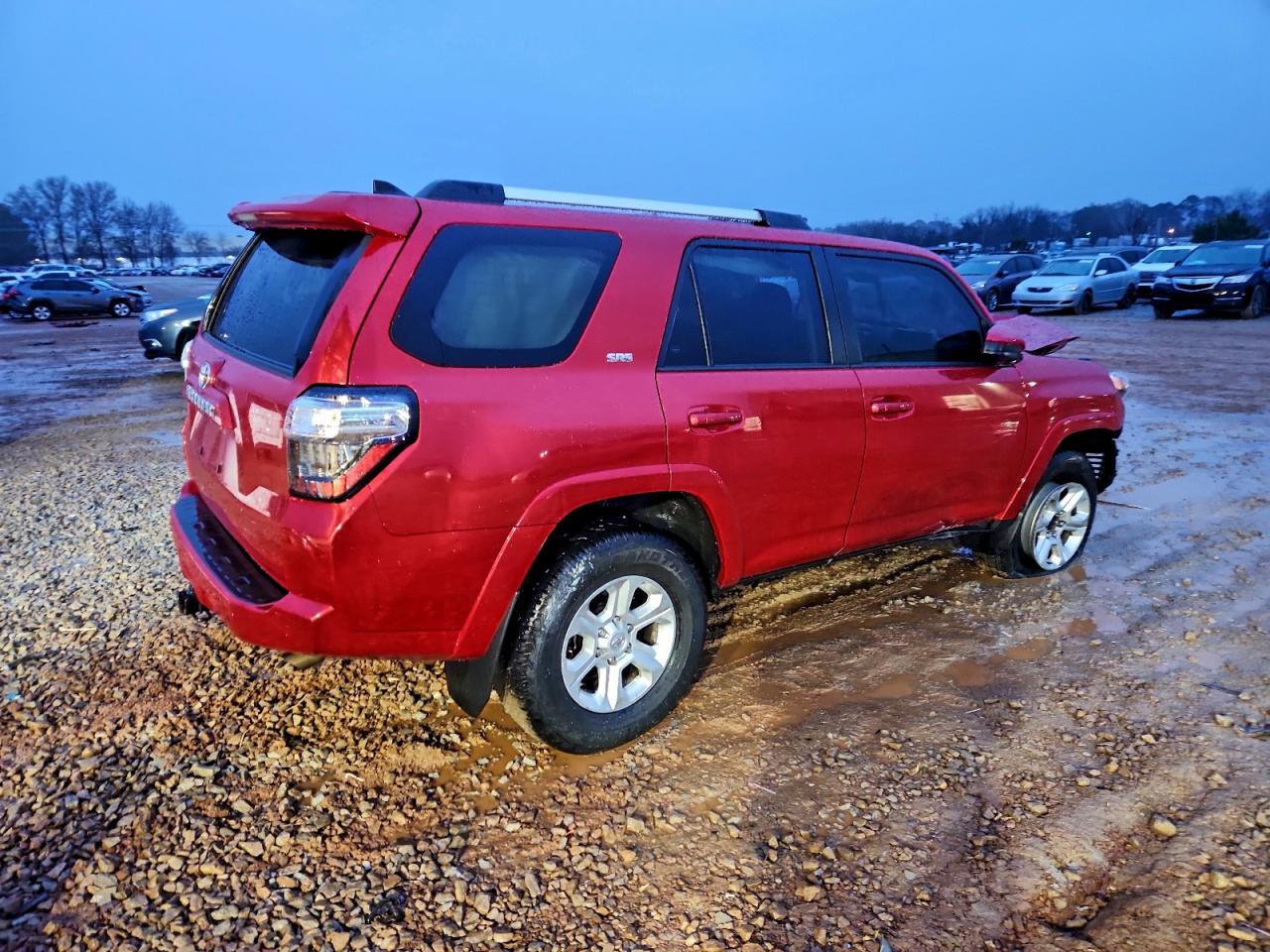 2023 Toyota 4runner Se Red vin: JTEMU5JR3P6127022