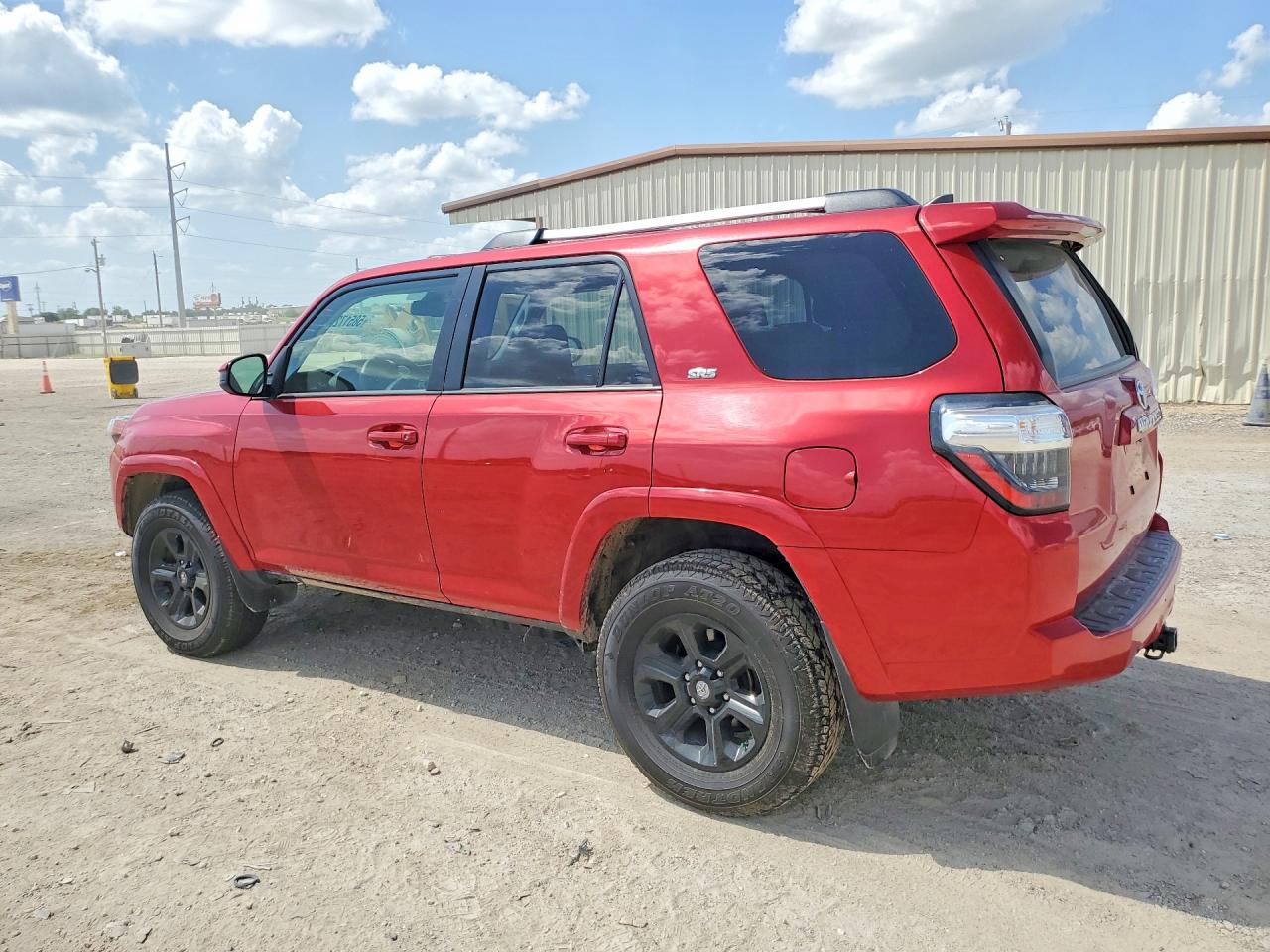 2024 Toyota 4runner Sr5 Red vin: JTEMU5JR4R6281838