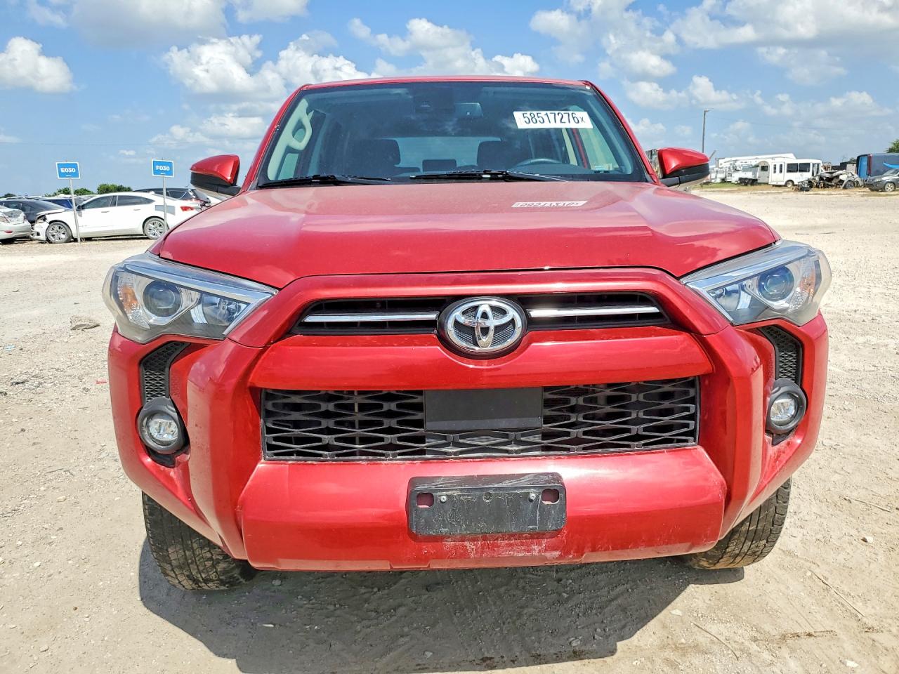 2024 Toyota 4runner Sr5 Red vin: JTEMU5JR4R6281838