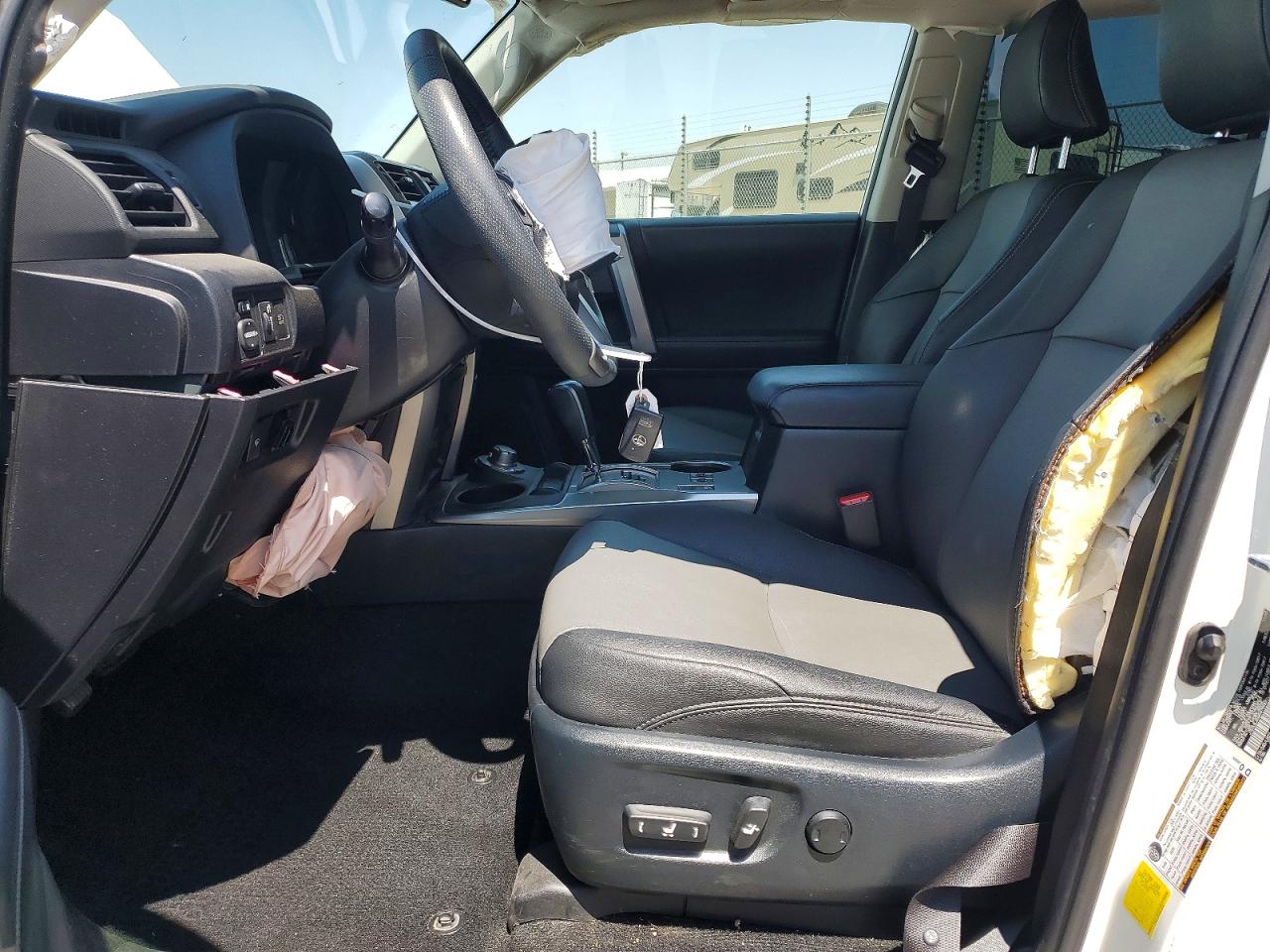 2021 Toyota 4runner Sr5 Premium White vin: JTENU5JR6M5878962
