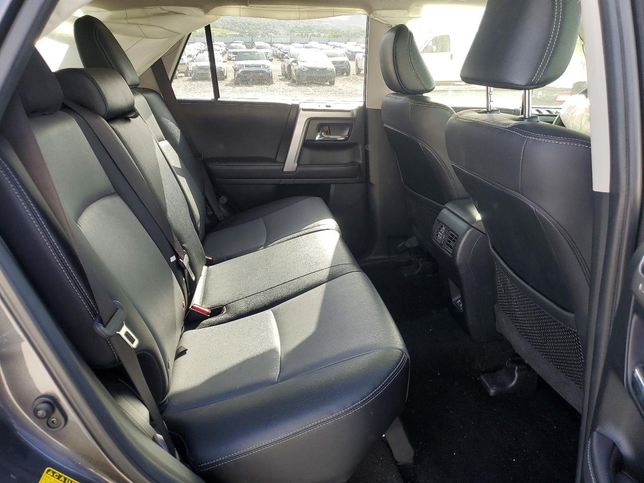 2022 Toyota 4runner Sr5 Premium Gray vin: JTENU5JR7N6081289