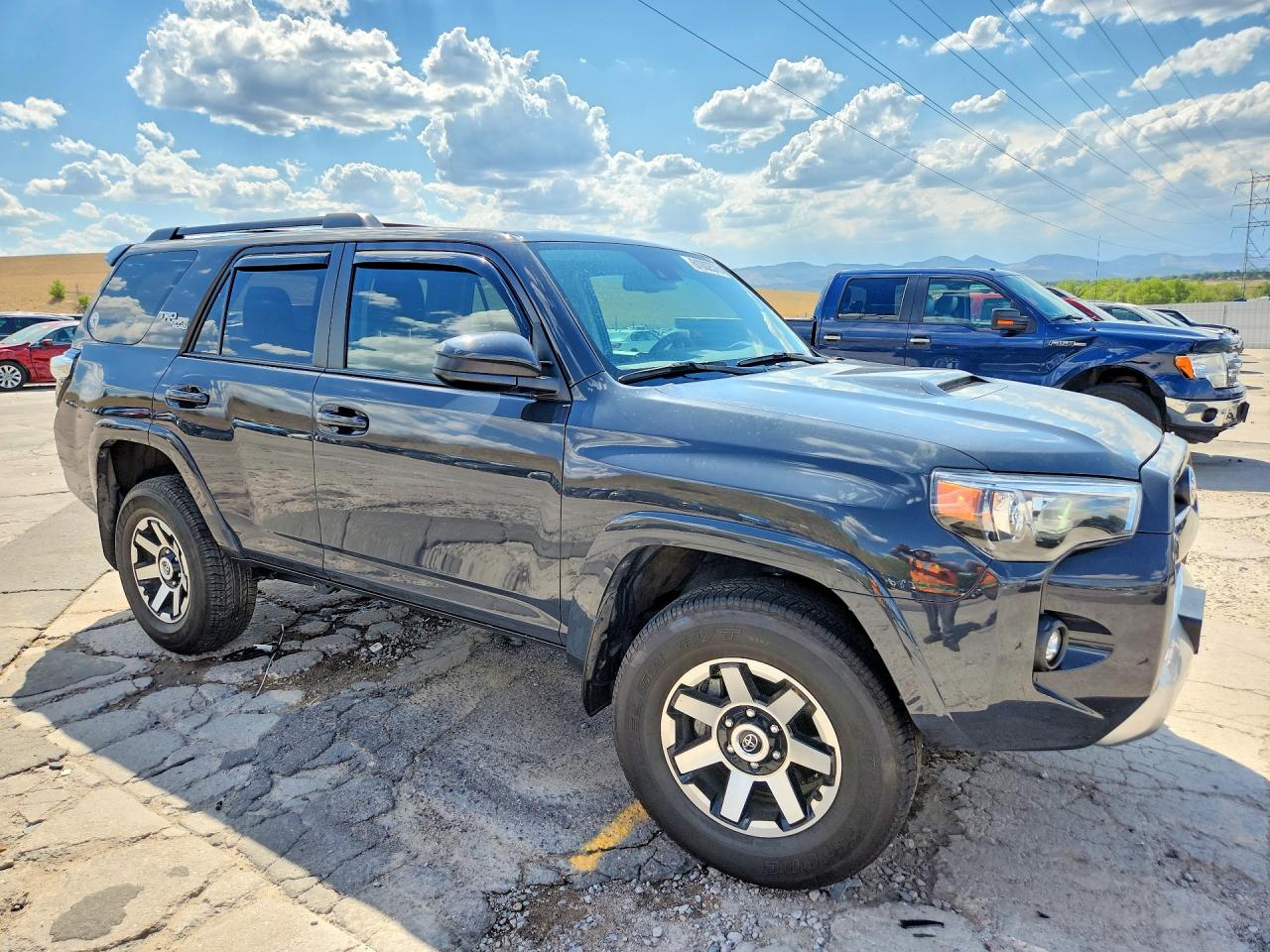 2024 Toyota 4runner Trd Off-road Gray vin: JTEPU5JR0R6244654