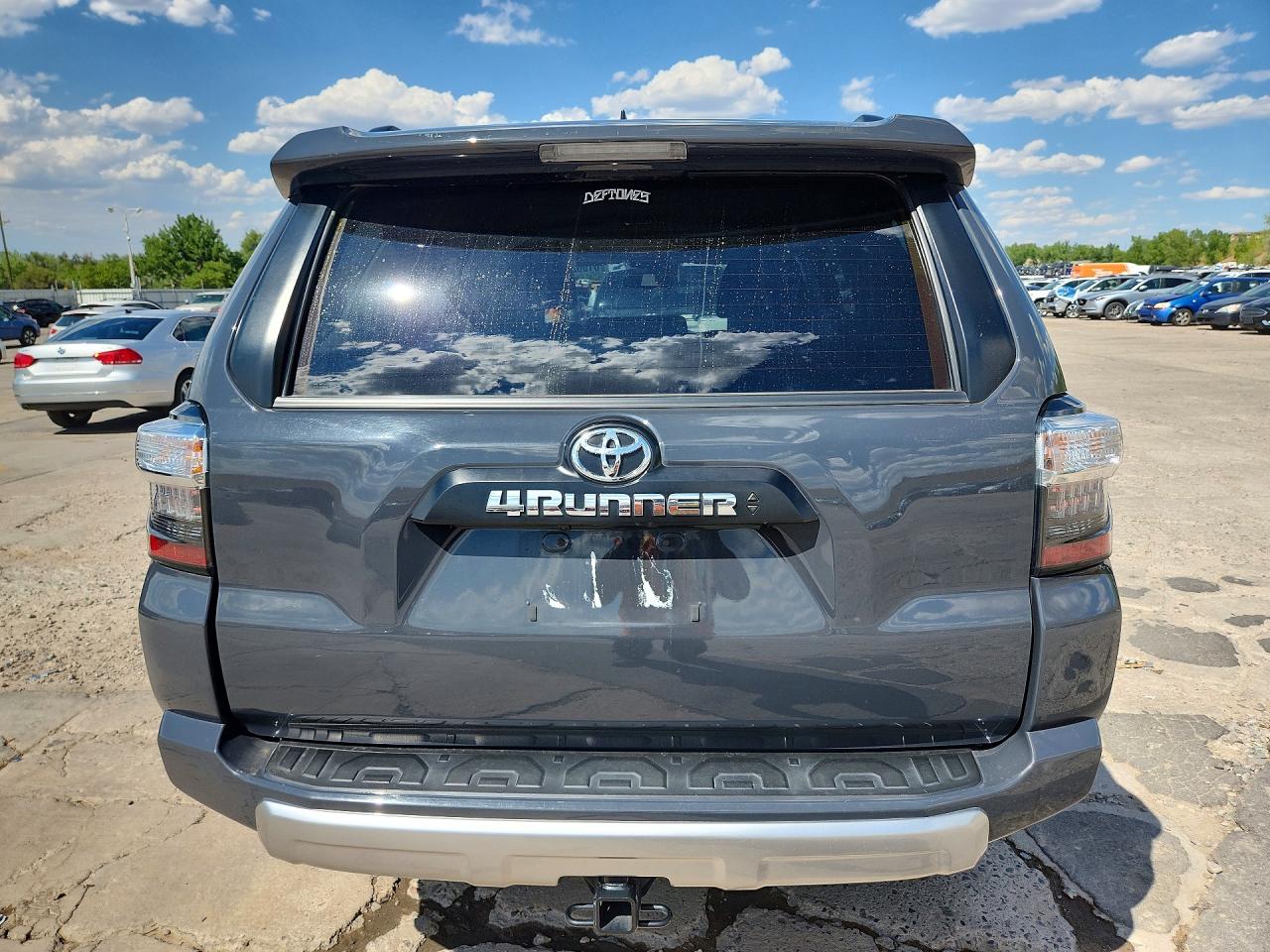 2024 Toyota 4runner Trd Off-road Gray vin: JTEPU5JR0R6244654