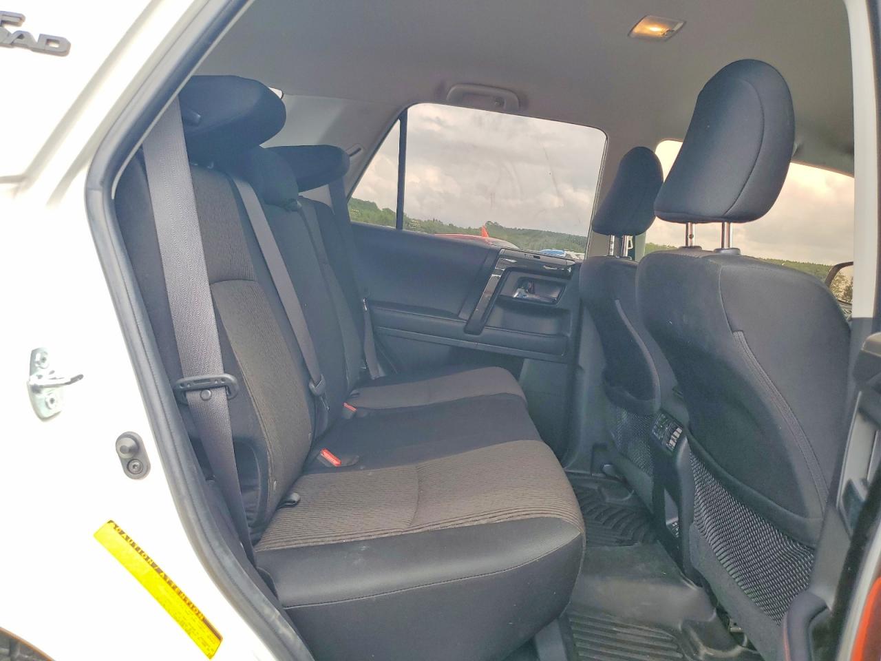 2021 Toyota 4runner Trd Off-road White vin: JTEPU5JR5M5888746