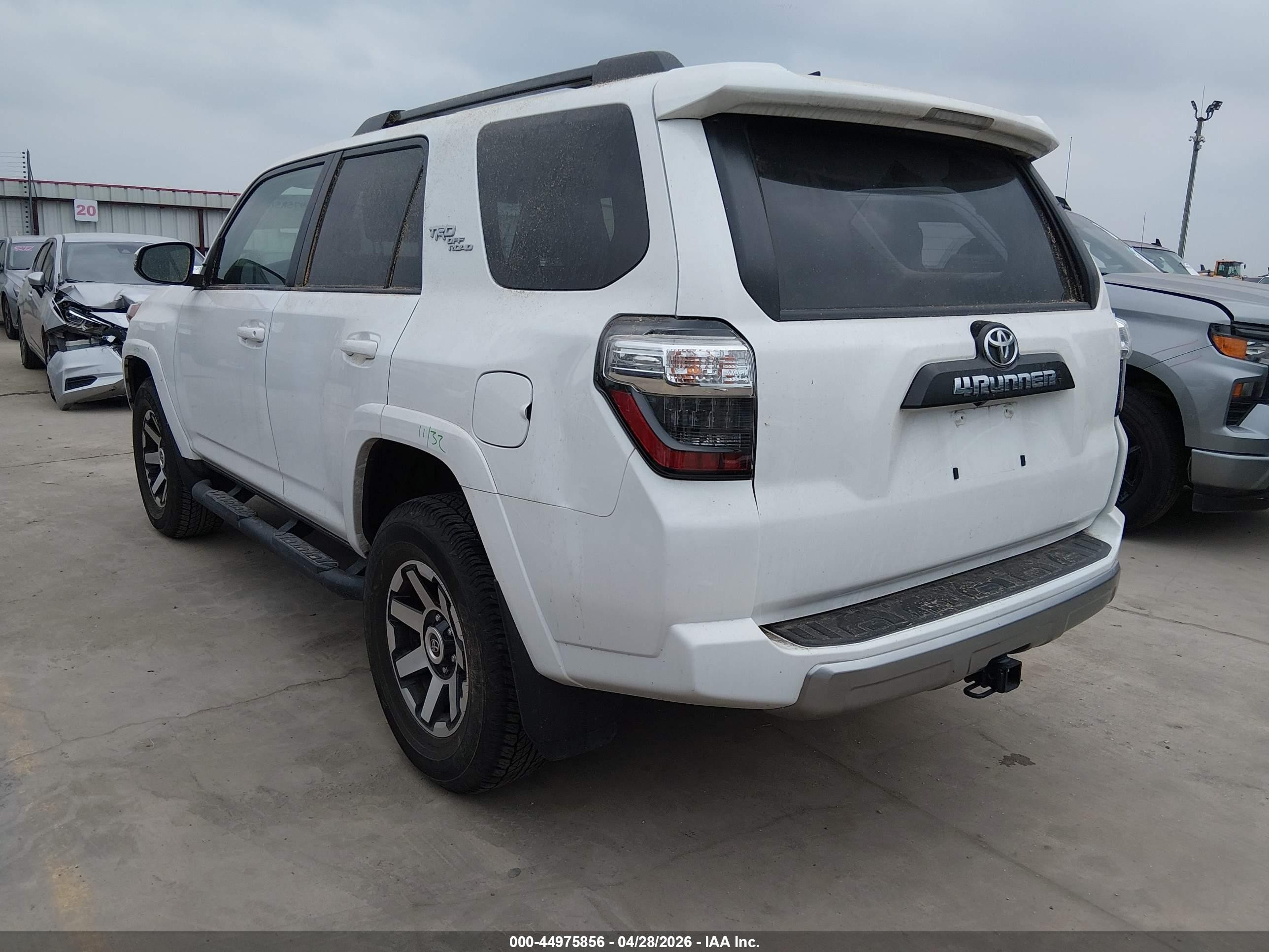 2023 Toyota 4runner Trd Off Road Premium White vin: JTERU5JR1P6205383