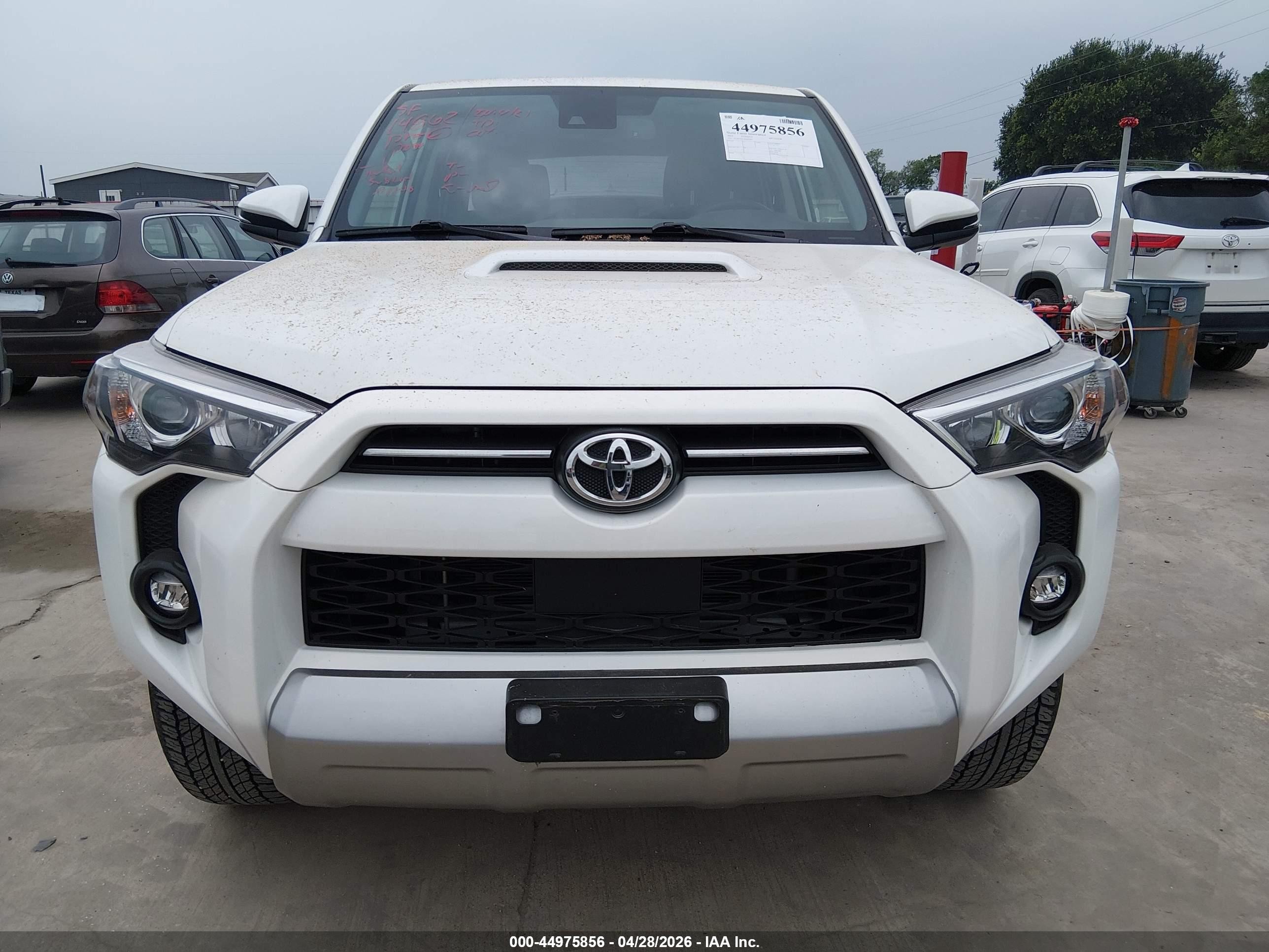 2023 Toyota 4runner Trd Off Road Premium White vin: JTERU5JR1P6205383