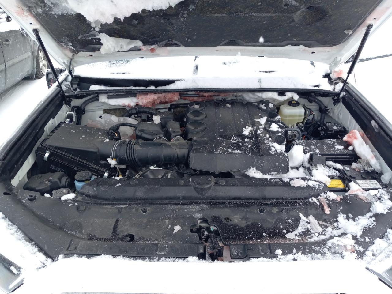 2022 Toyota 4runner Trail White vin: JTETU5JR5N6000569