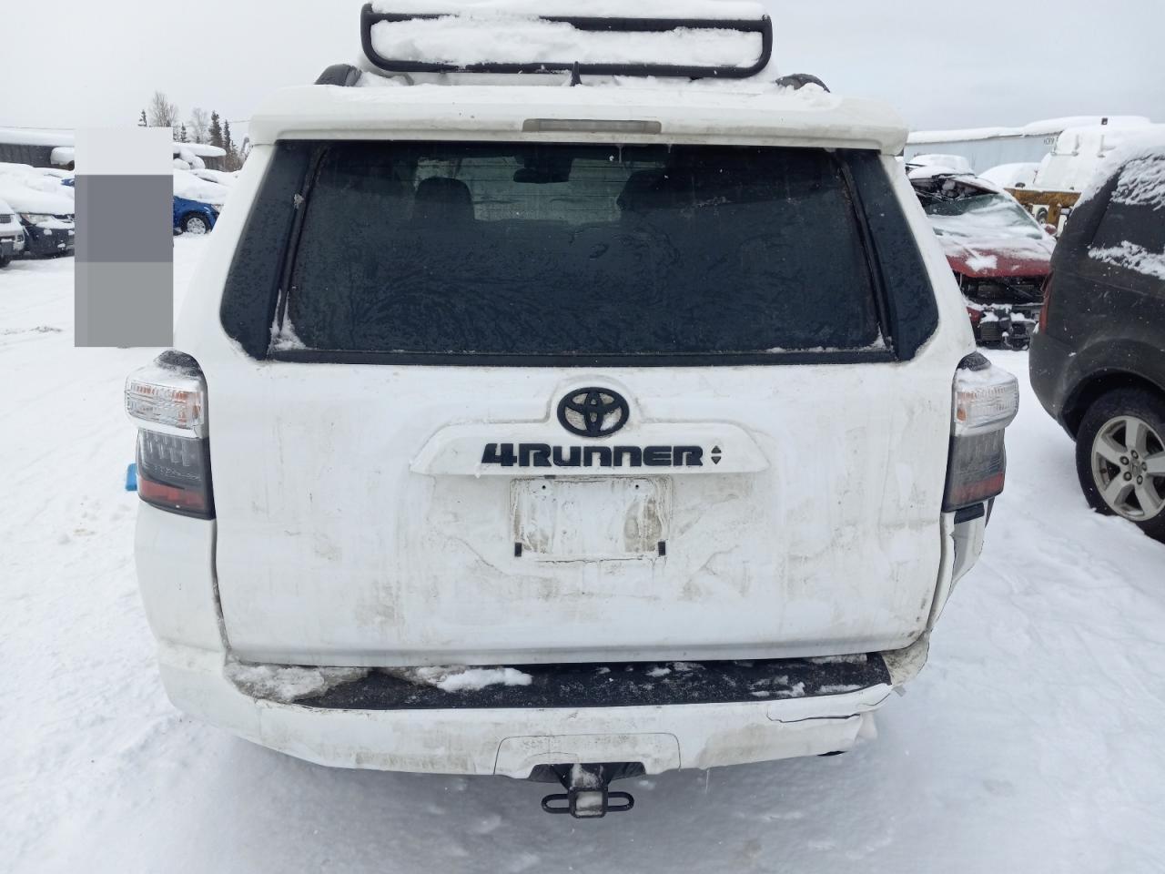 2022 Toyota 4runner Trail White vin: JTETU5JR5N6000569