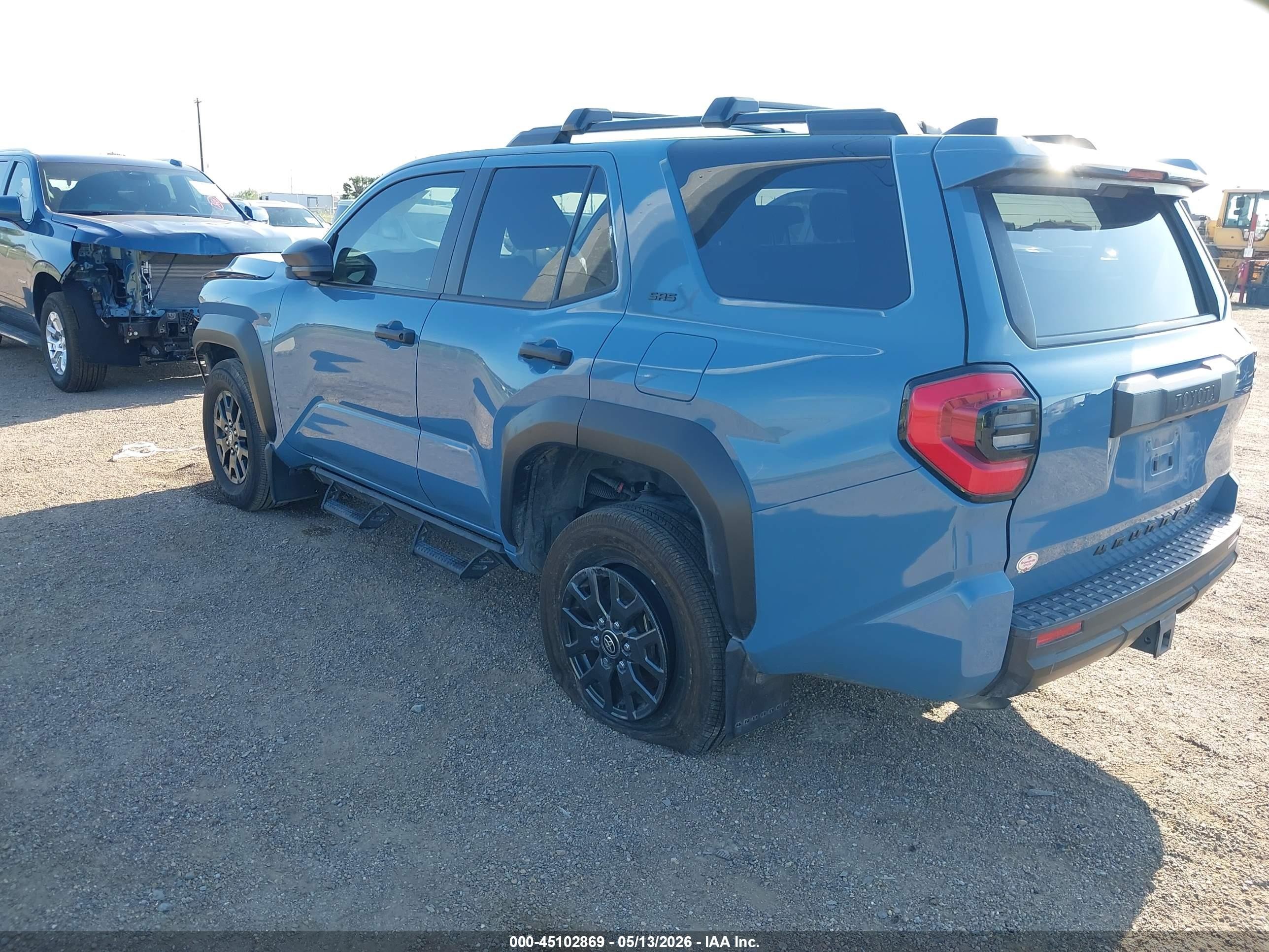 2025 Toyota 4runner Sr5 Blue vin: JTEVA5AR6S5006173