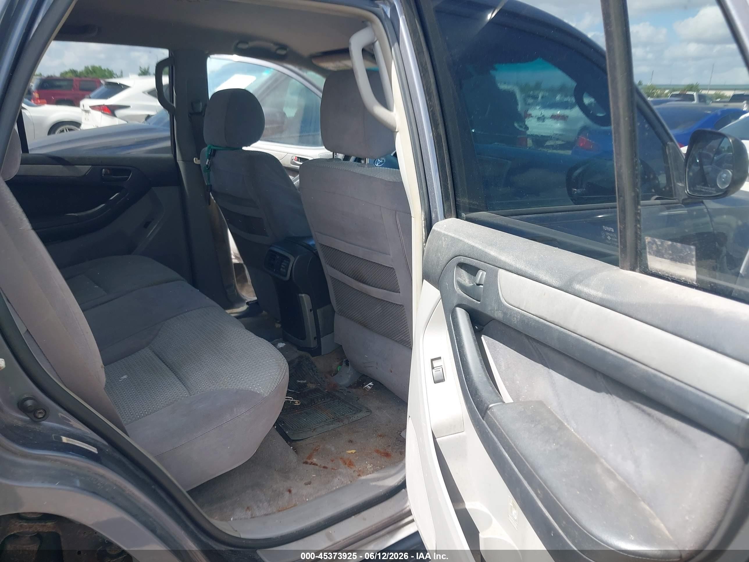 2003 Toyota 4runner Sr5 V8 Gray vin: JTEZT14R630007239