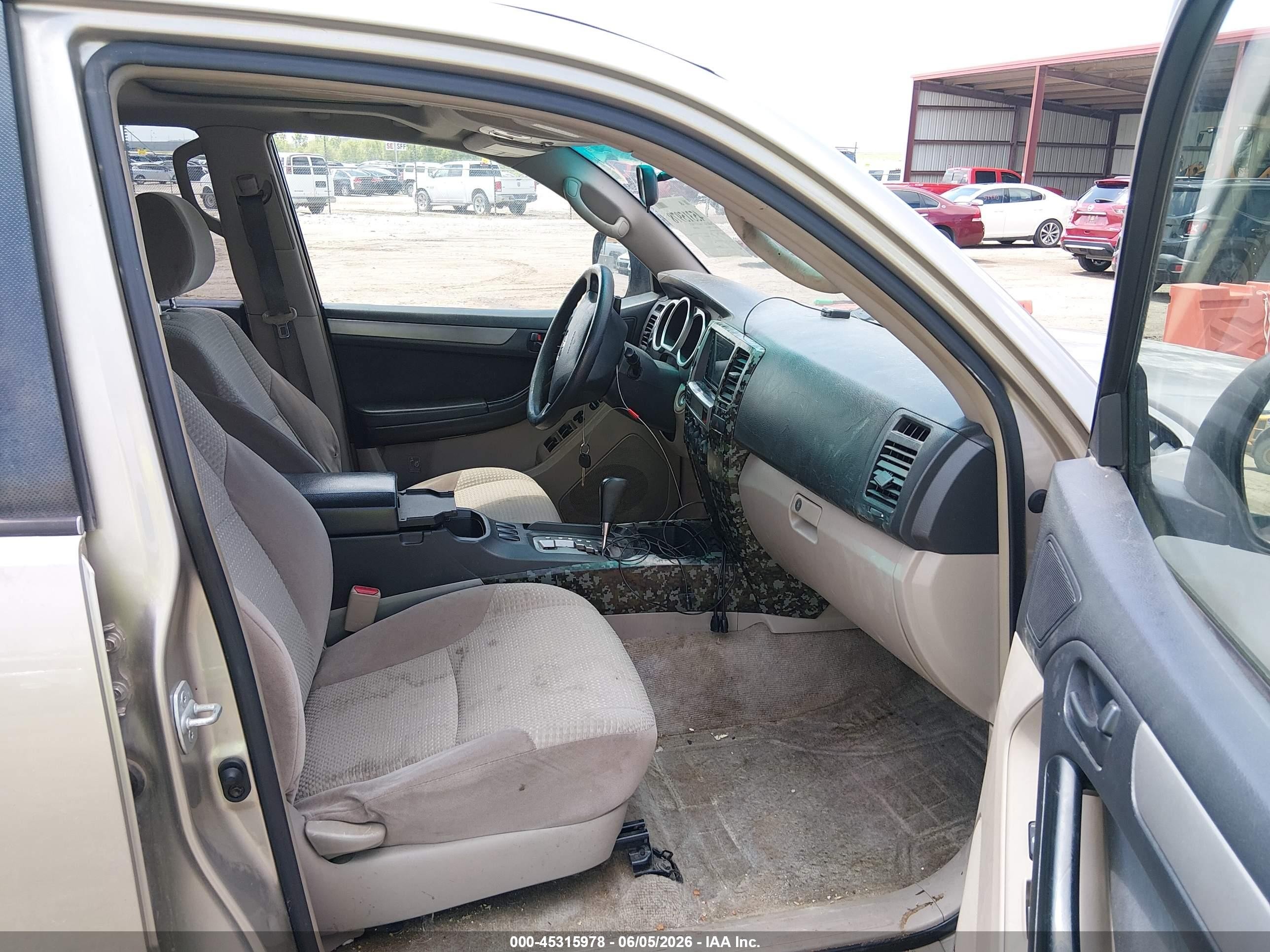 2003 Toyota 4runner Sr5 V8 Beige vin: JTEZT14R830006352