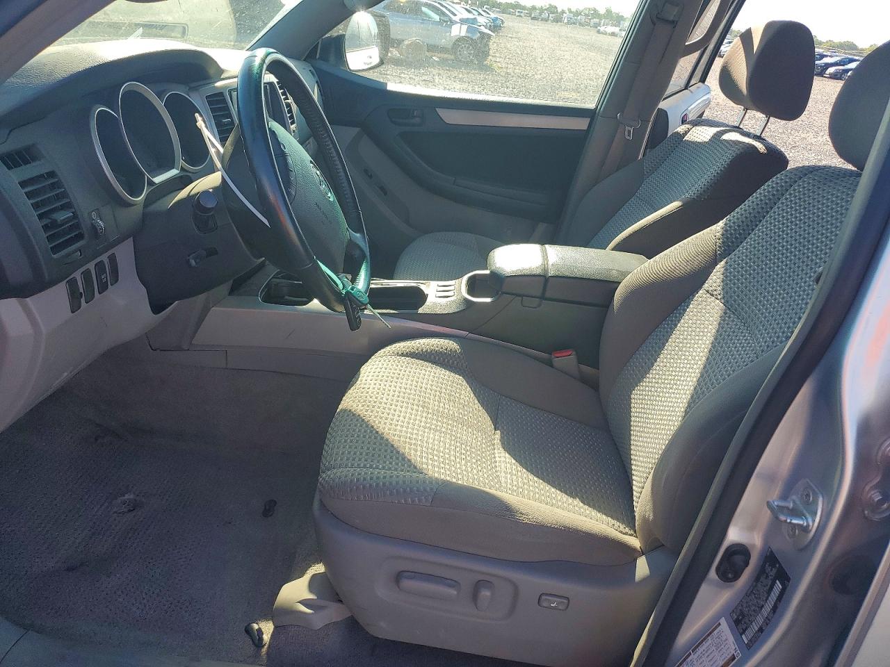 2006 Toyota 4runner Sr5 Серебряный vin: JTEZT14R860026427