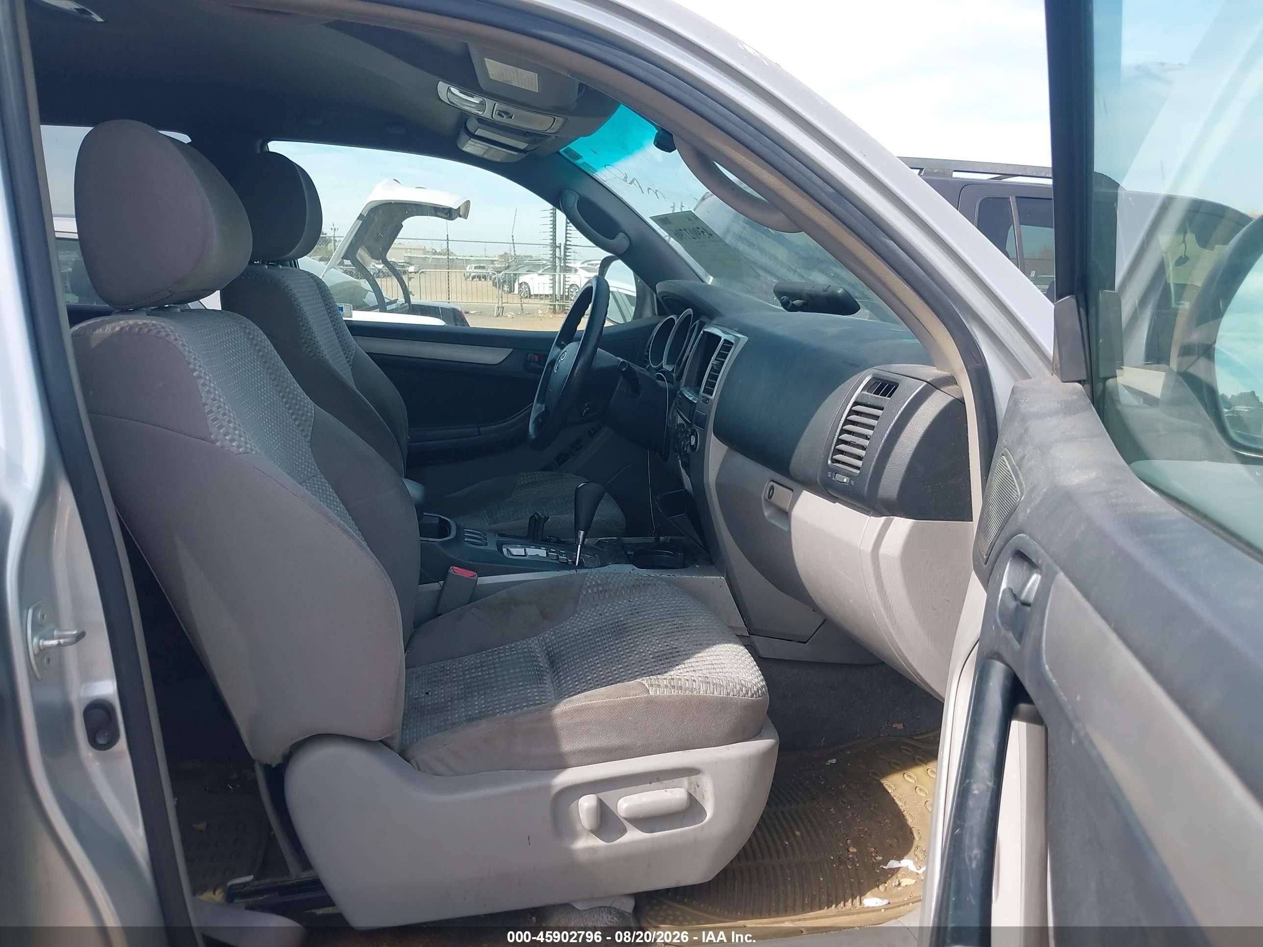2007 Toyota 4runner Sr5 Silver vin: JTEZT14R878010991