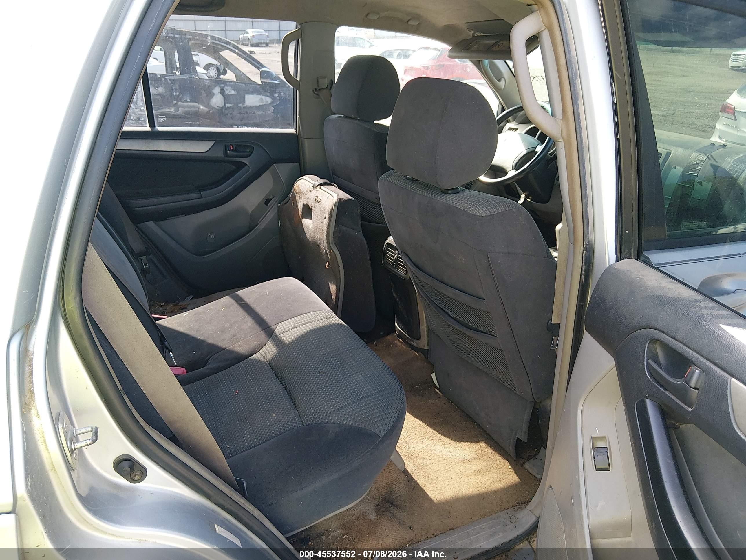 2004 Toyota 4runner Sr5 Sport V8 Silver vin: JTEZT14R948003902