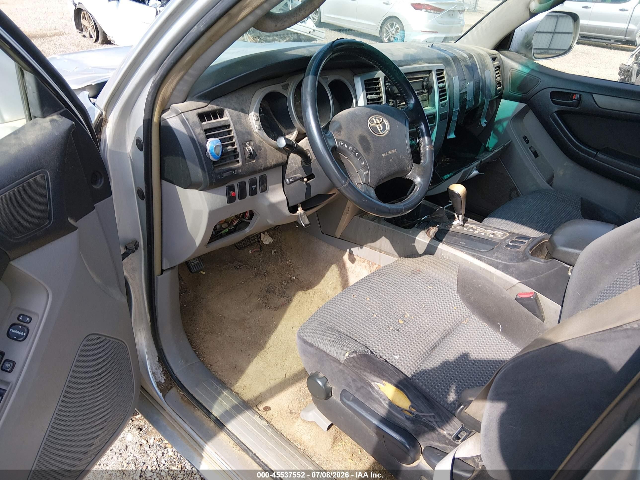 2004 Toyota 4runner Sr5 Sport V8 Silver vin: JTEZT14R948003902