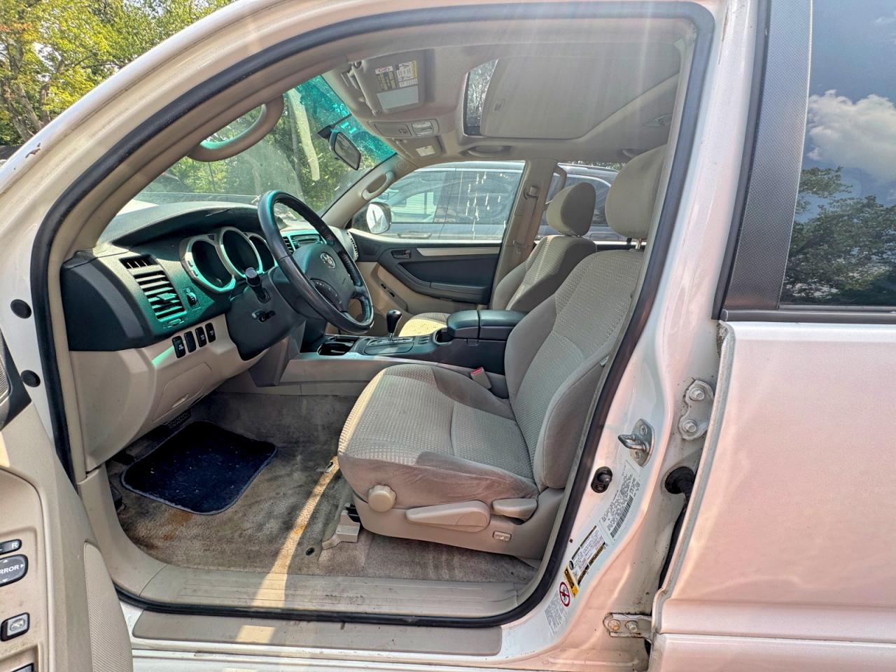 2005 Toyota 4runner Sr5 White vin: JTEZT14R950024314